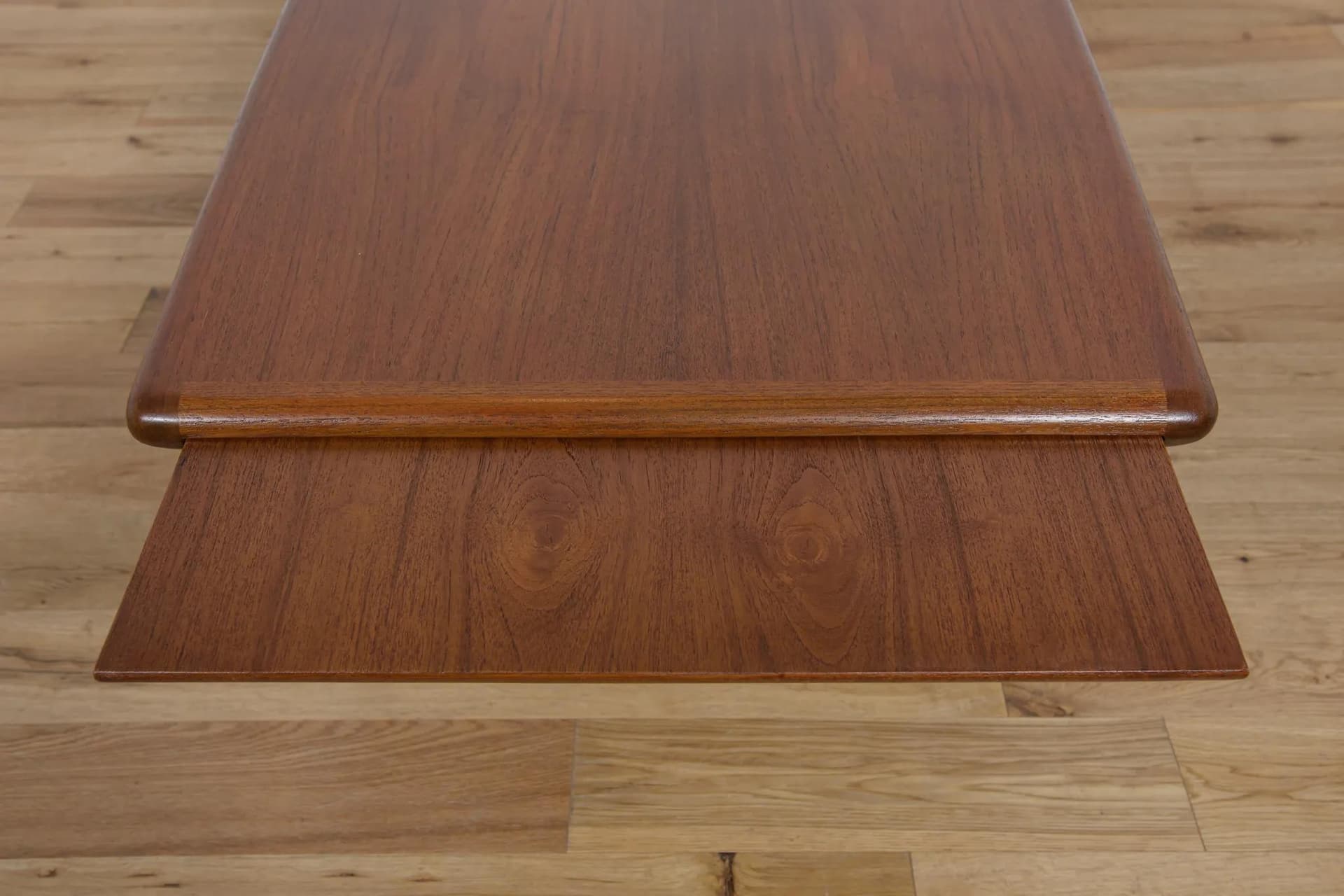 Stolik kawowy, drewno tekowe brązowy, proj. J. Andersen, CFC Silkeborg, Dania, lata 60. - 74031