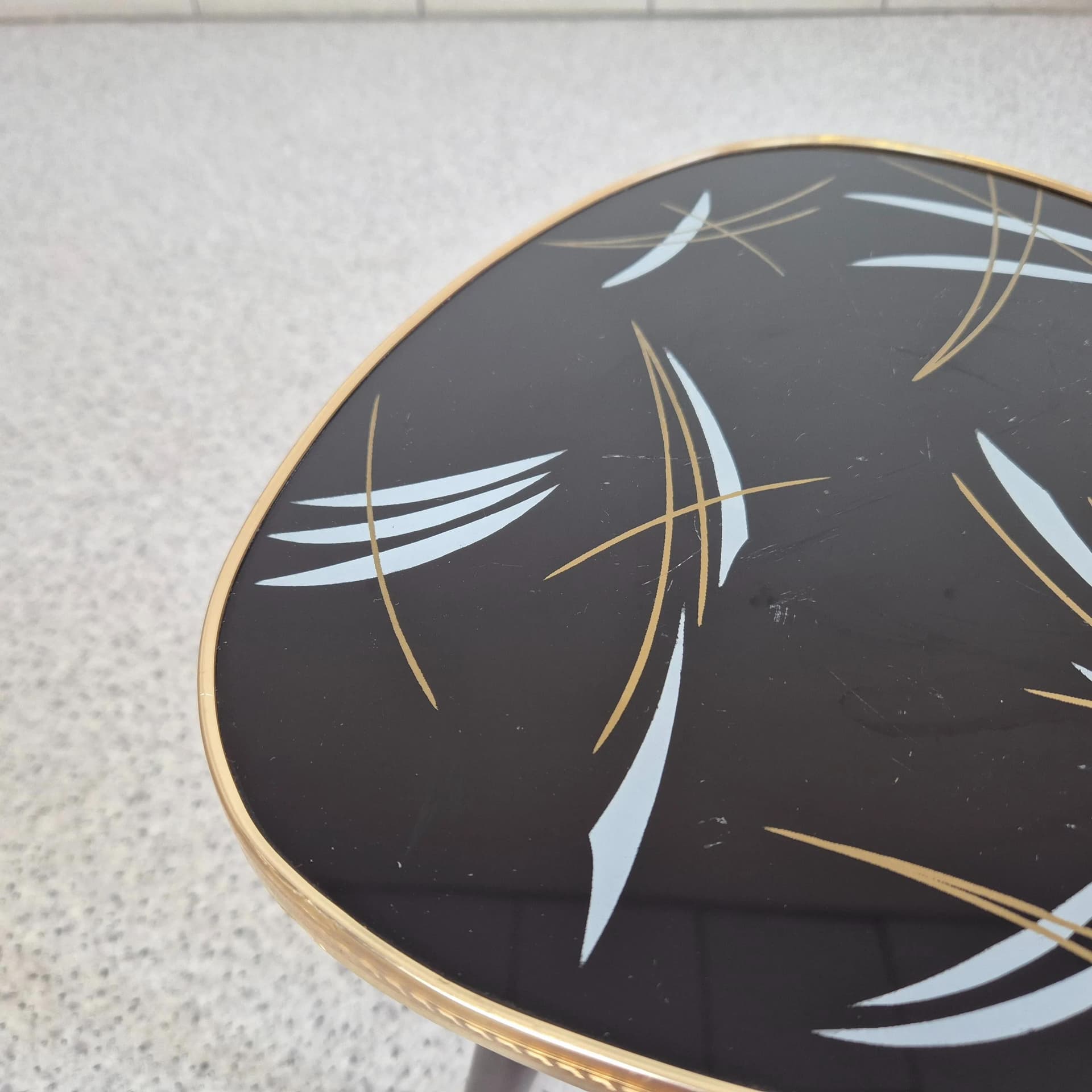 Kwietnik Rockabilly, szkło czarne, drewno, Niemcy, lata 60. - 73613