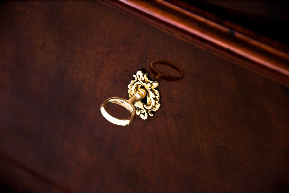Mahogany Pedestal Cabinet, Biedermeier Style, Northern Europe, 1850s - 191903