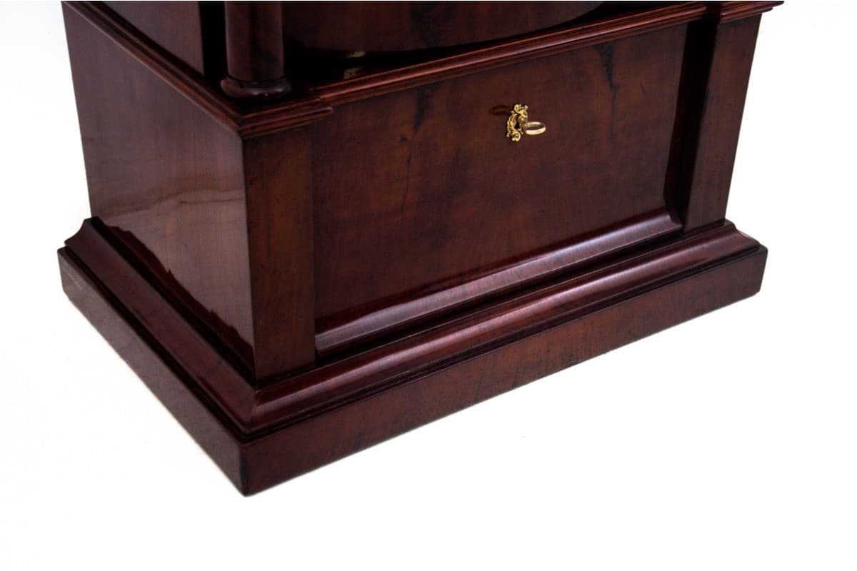 Mahogany Pedestal Cabinet, Biedermeier Style, Northern Europe, 1850s - 191902