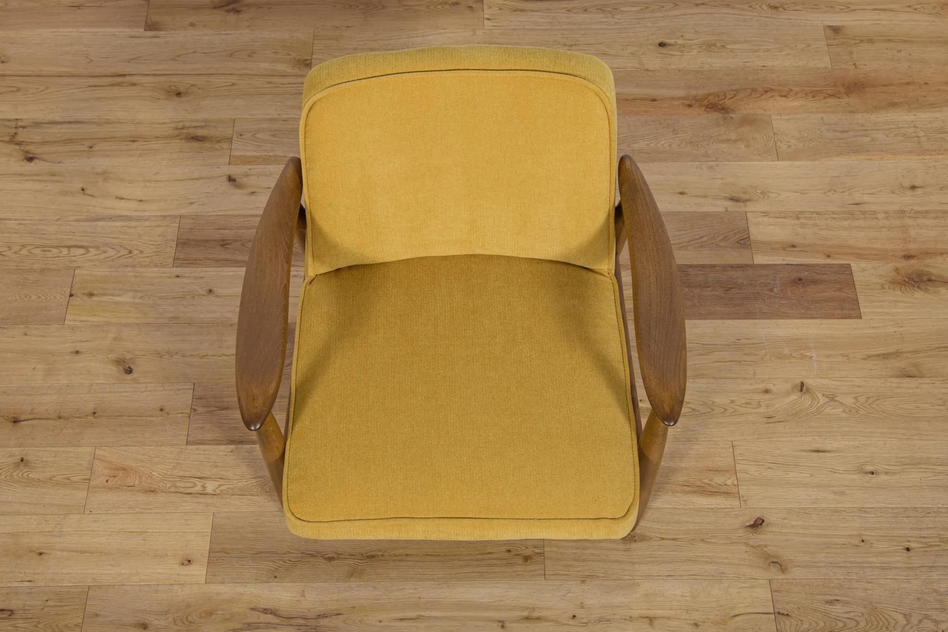 Para foteli GFM-87, żółty, dąb, proj. J. Kędziorek, Polska, lata 70. - 73993