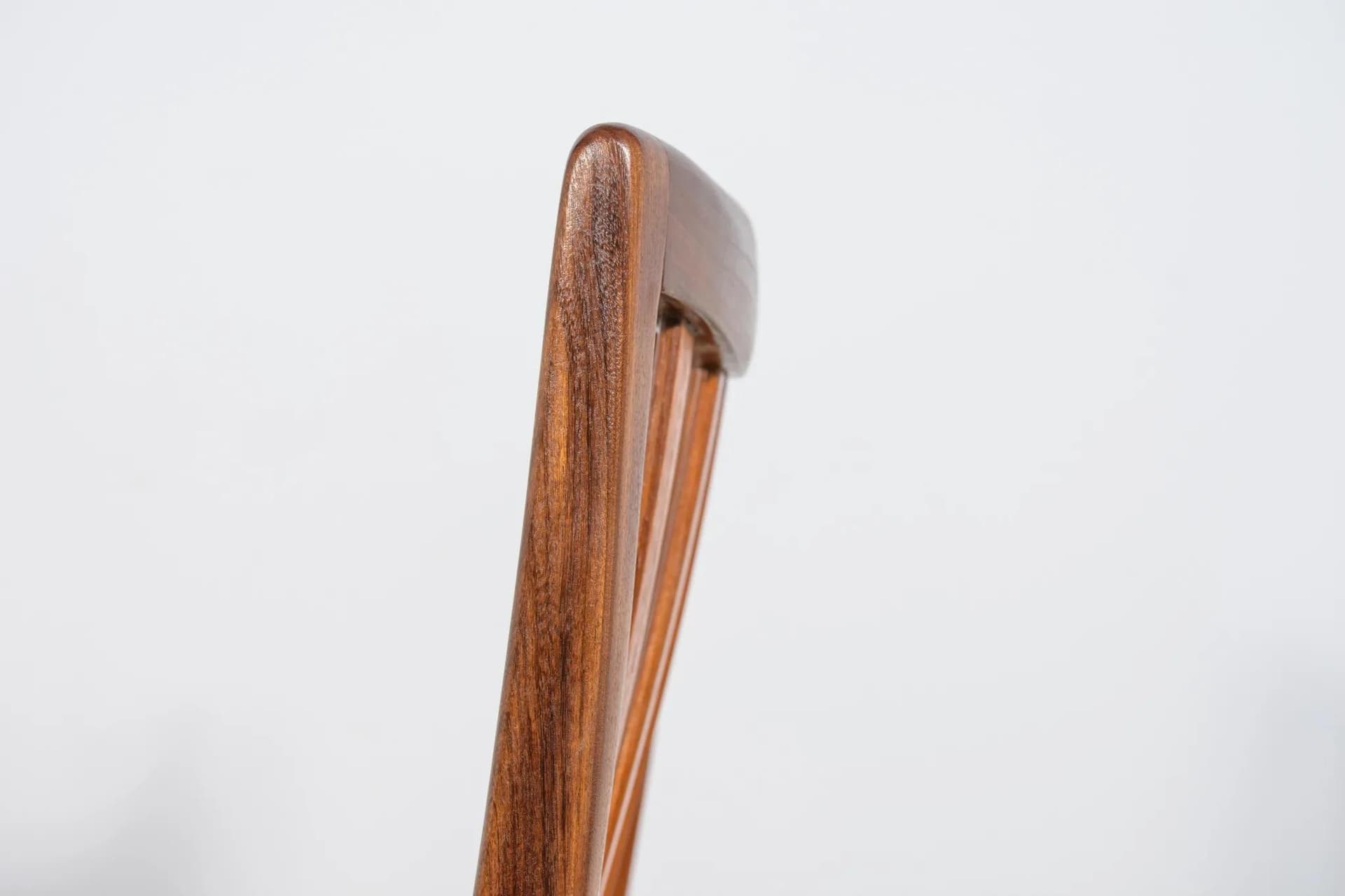 Komplet czterech krzeseł, teak jasnobrązowy, boucle kremowy, proj. L. Dandy, G-Plan, Wielka Brytania, lata 60. - 75055