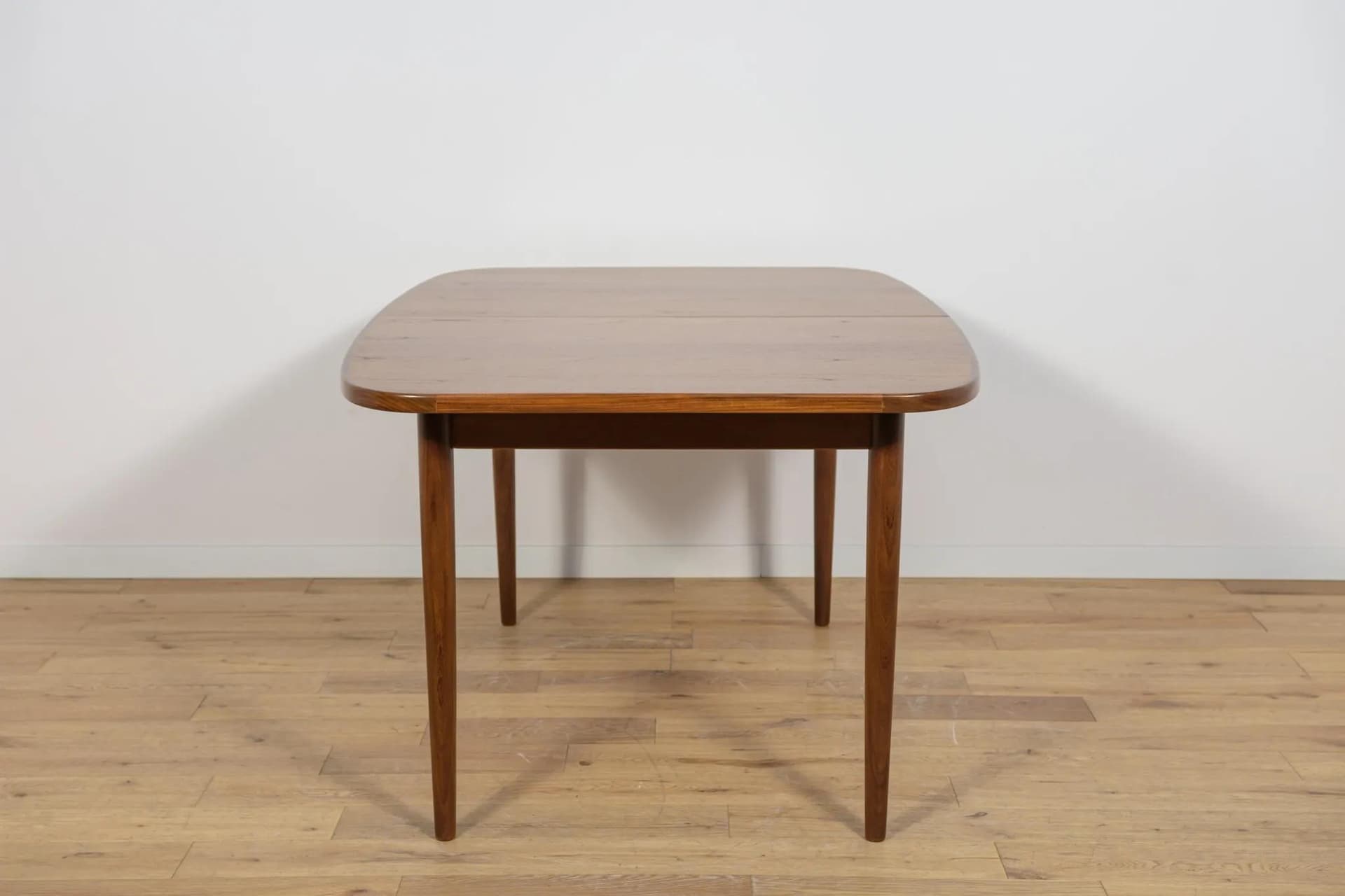 Extendable dining table, brown teak, G-Plan, United Kingdom, 1960s. - 75034