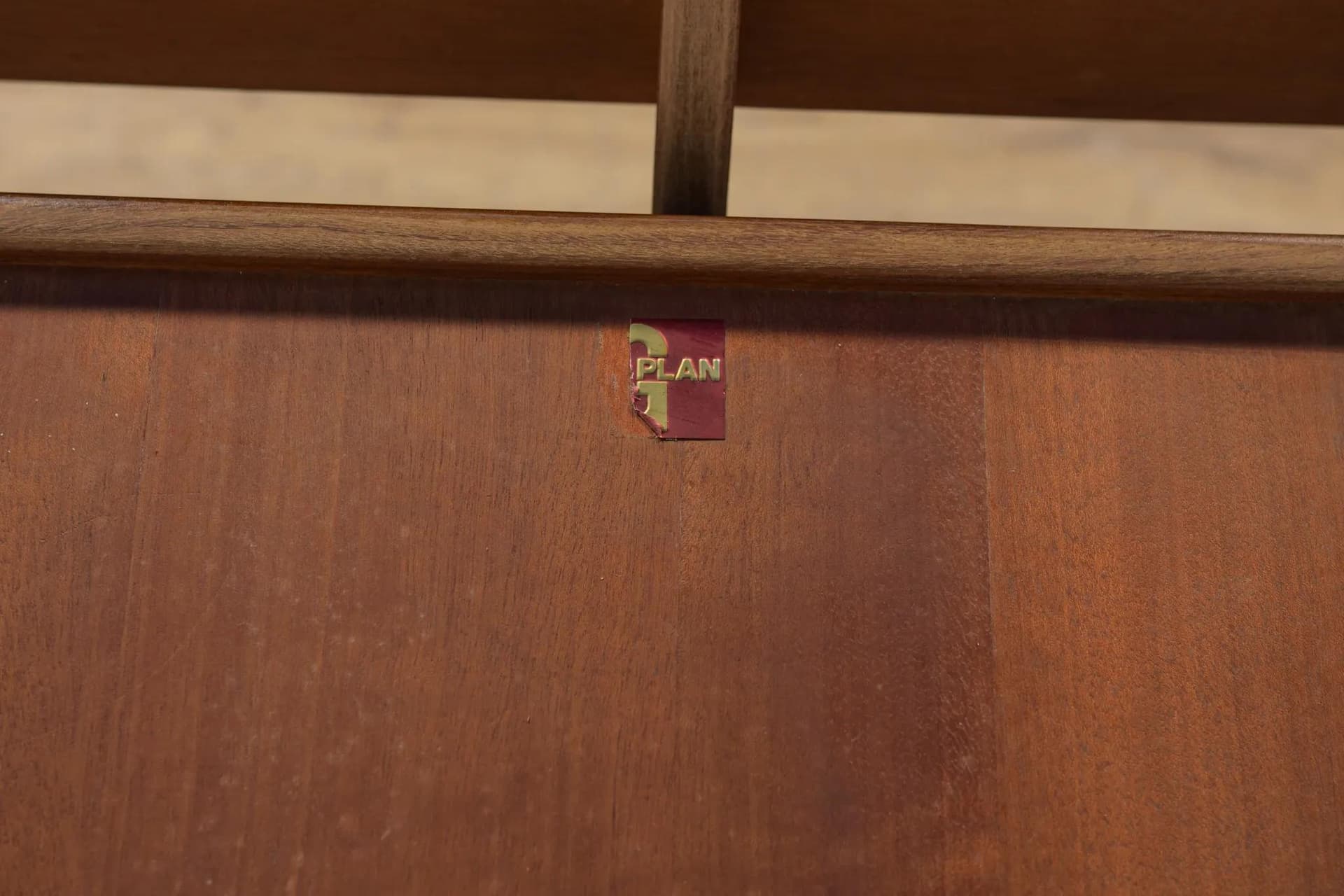 Extendable dining table, brown teak, G-Plan, United Kingdom, 1960s. - 75037