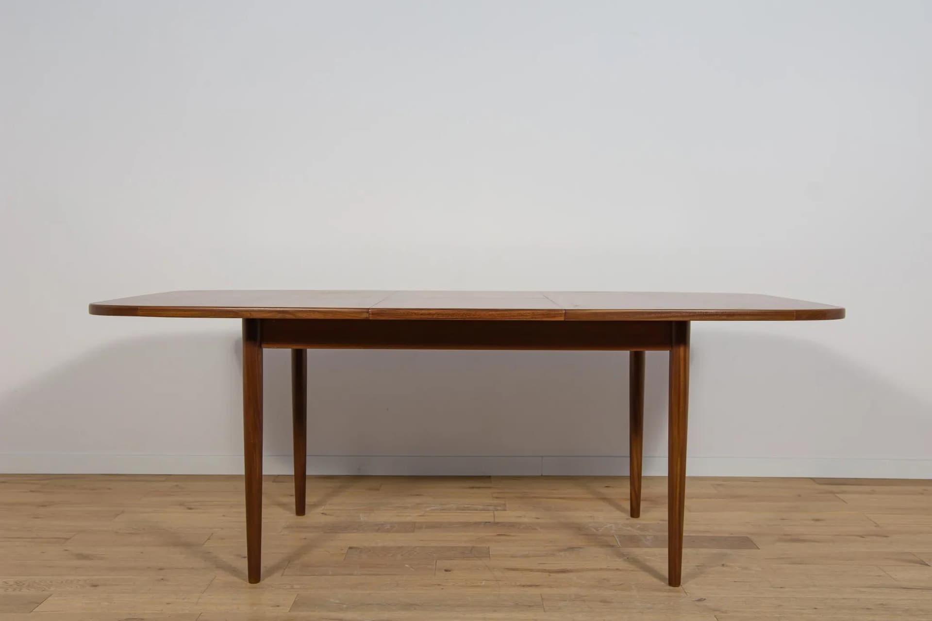 Extendable dining table, brown teak, G-Plan, United Kingdom, 1960s. - 75038