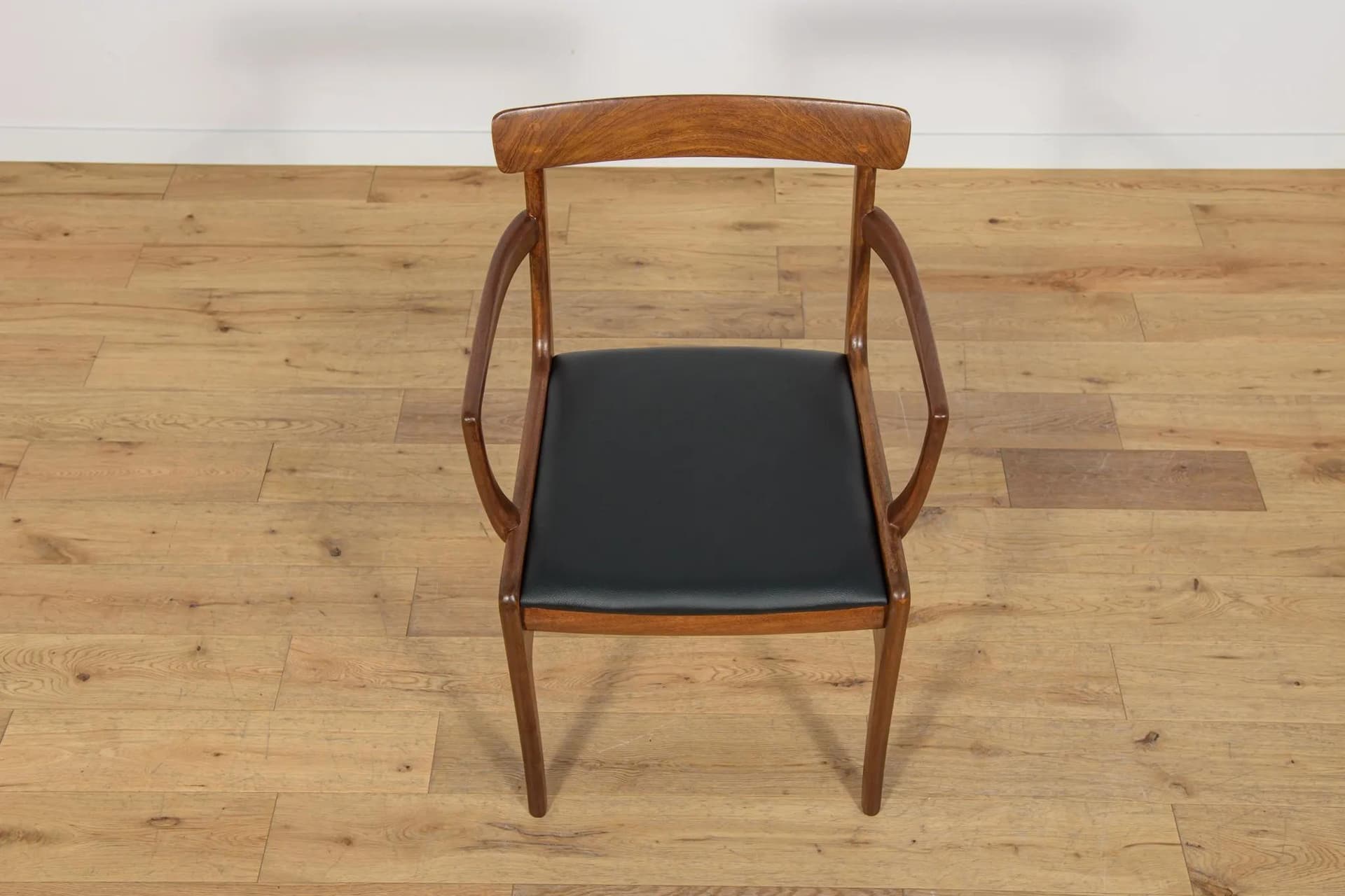 Set of Four Chairs and Two Armchairs Rungstedlund, brown mahogany, black leather, by O. Wanscher, Poul Jeppesens Møbelfabrik, Denmark, 1960s. - 75025