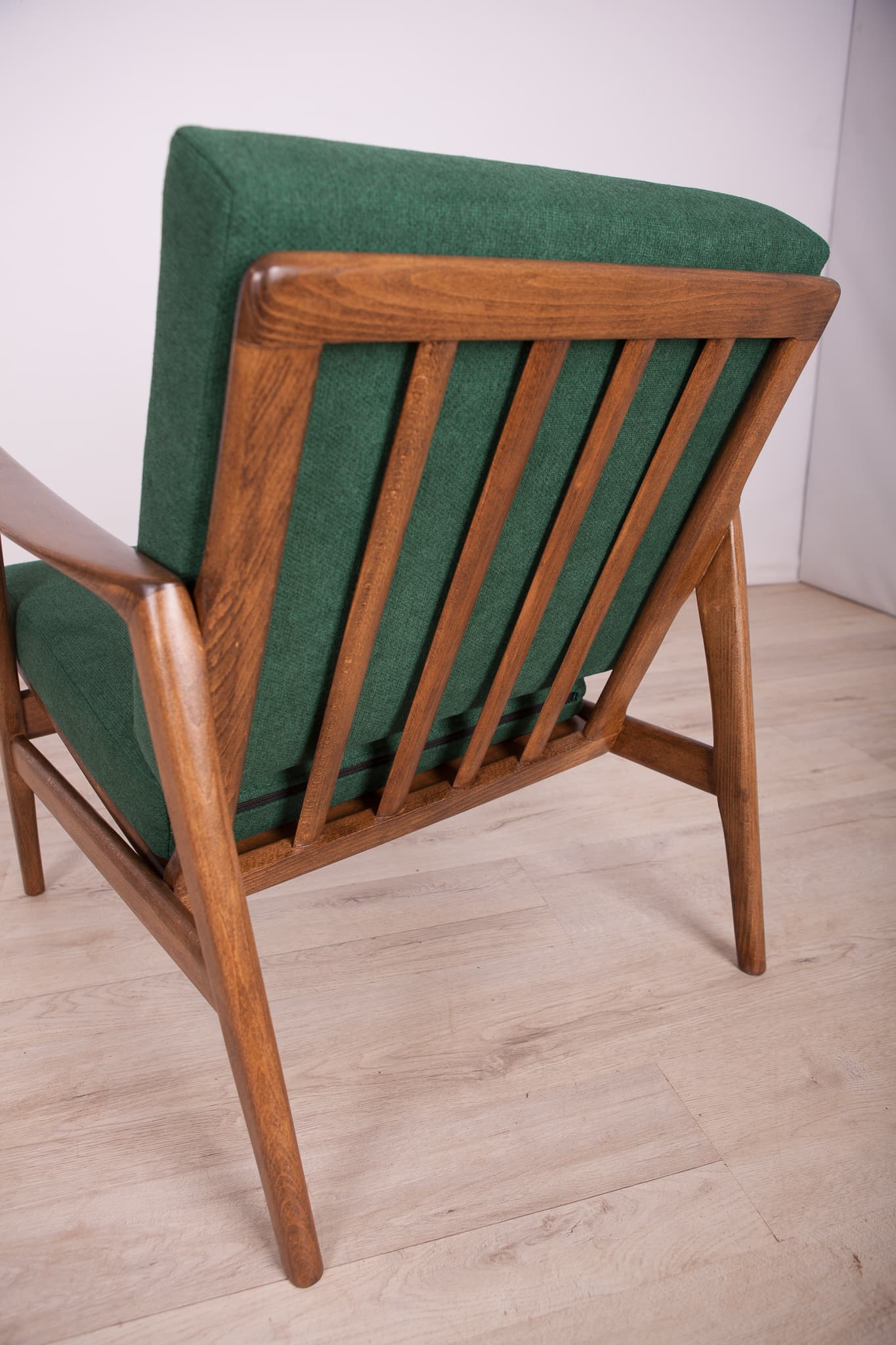 Armchair 300-139, bottle green, beech walnut, Swarzędzka Fabryka Mebli, Poland, 1960s. - 74856