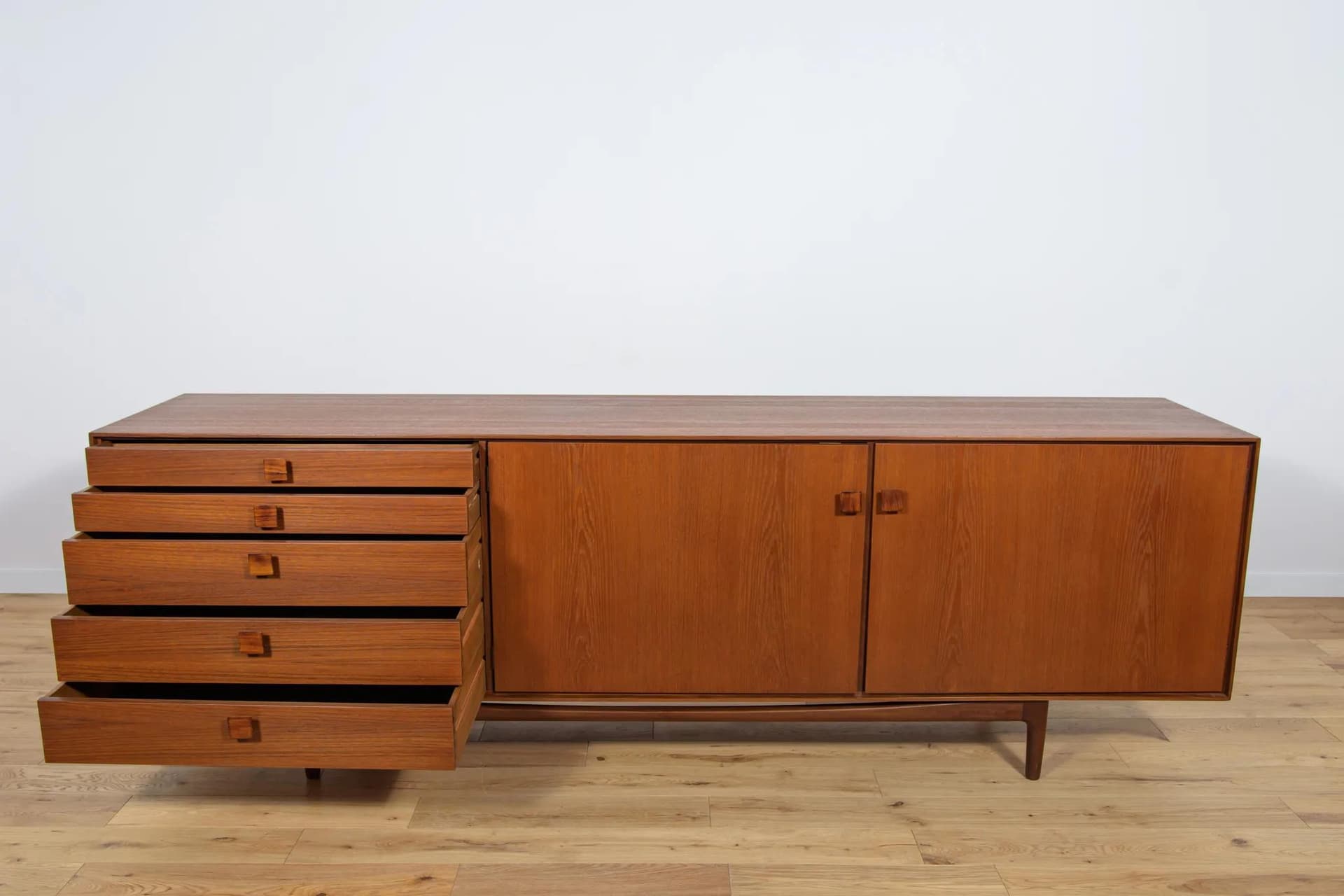 Komoda, teak brązowy, palisander, proj. I. Kofod-Larsen, G-Plan, Wielka Brytania, lata 60. - 74801