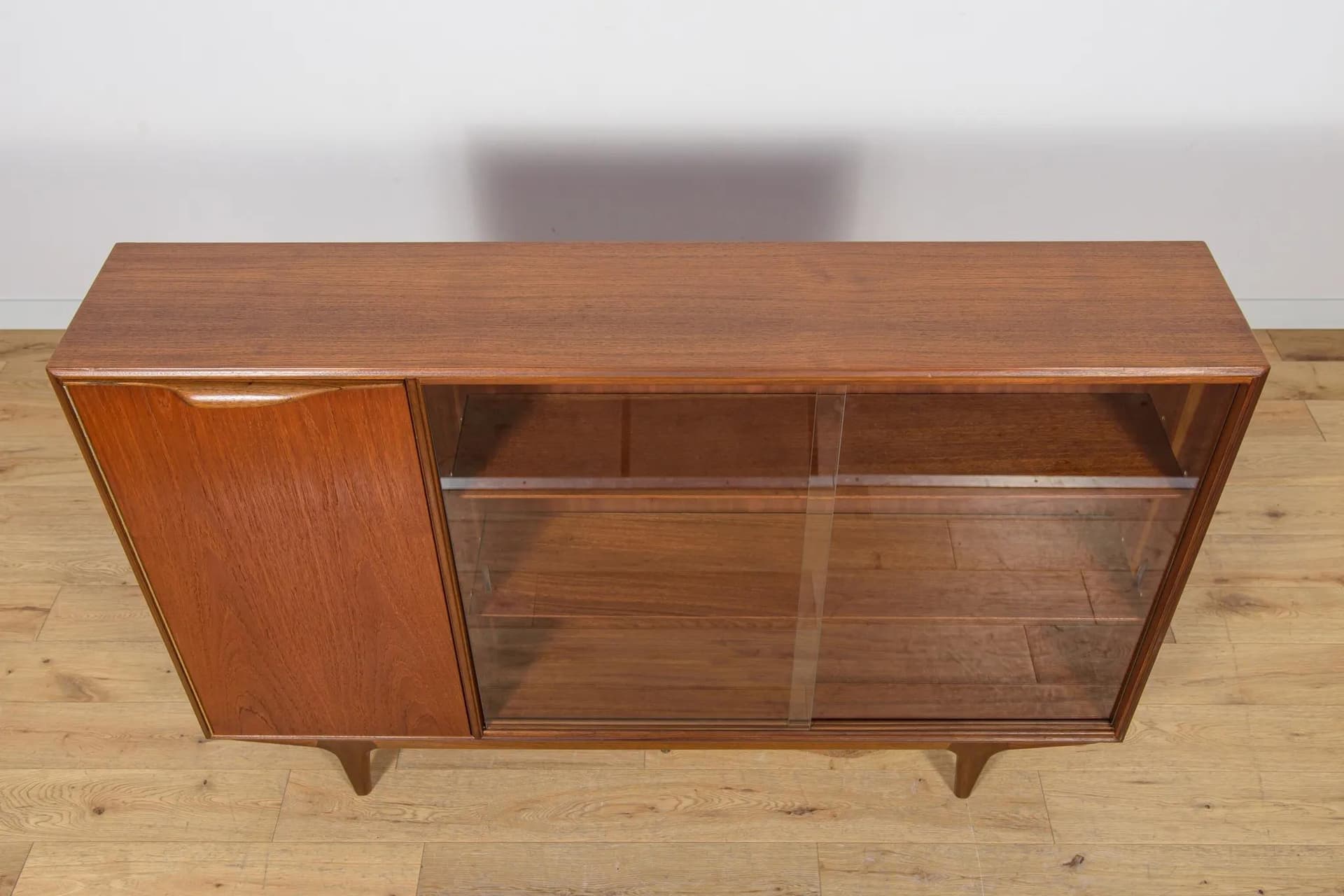 Bookcase, brown teak, A.H. McIntosh, United Kingdom, 1960s. - 74286