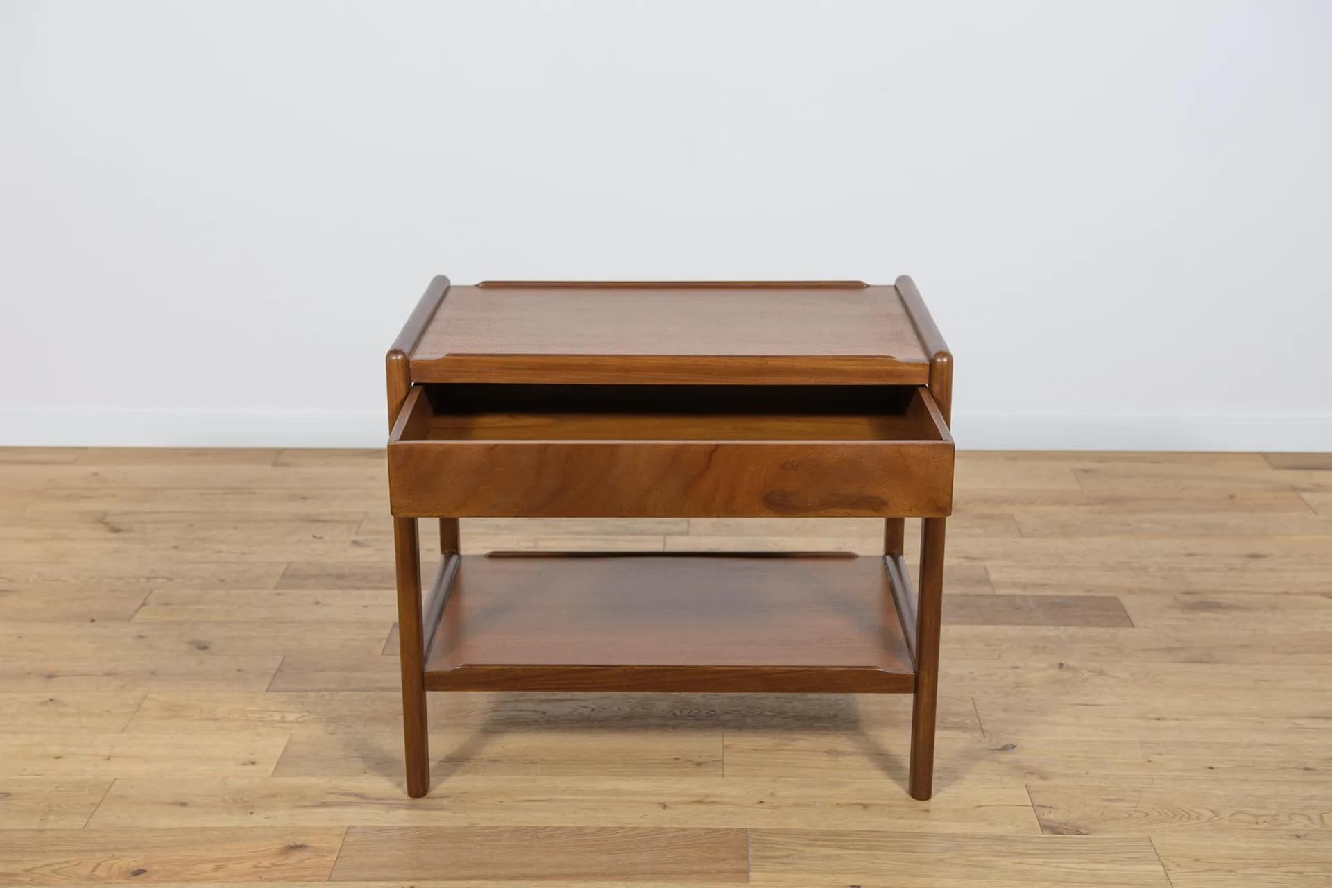 Stolik pomocniczy, teak brązowy, Dania, lata 70. - 74277