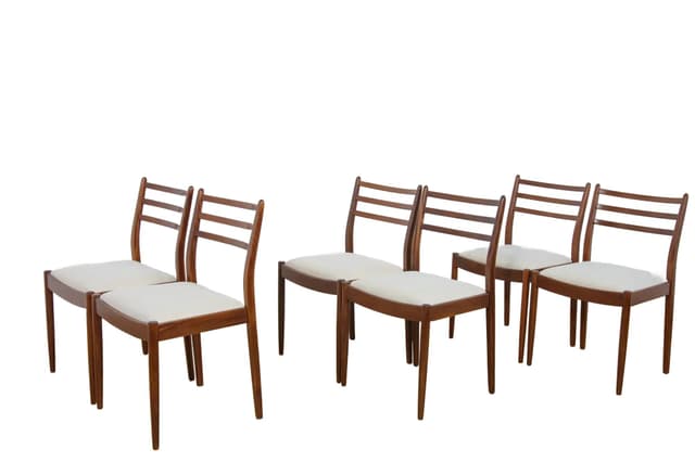 Komplet sześciu krzeseł, teak brązowy, tkanina biała, proj. V. Wilkins, G-Plan, Wielka Brytania, lata 60. - WYMIARY