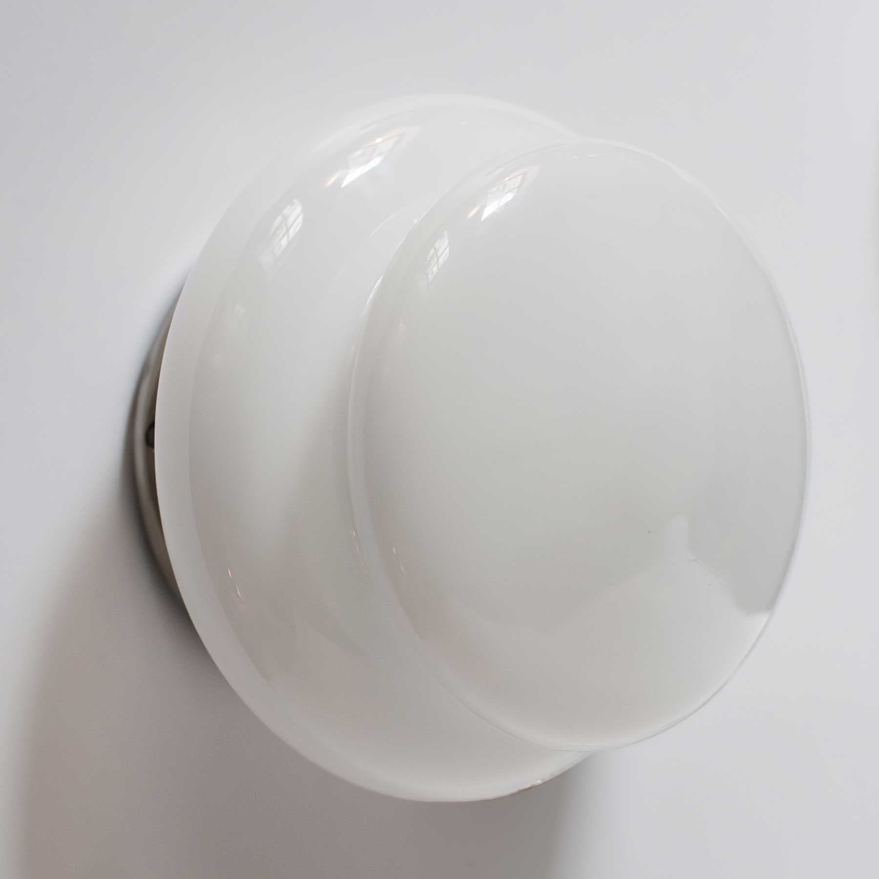 Kinkiet Mooring szło opalowe, nikiel, Embassy Interiors - 76006