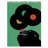 Foka z płytami winylowymi na nosie