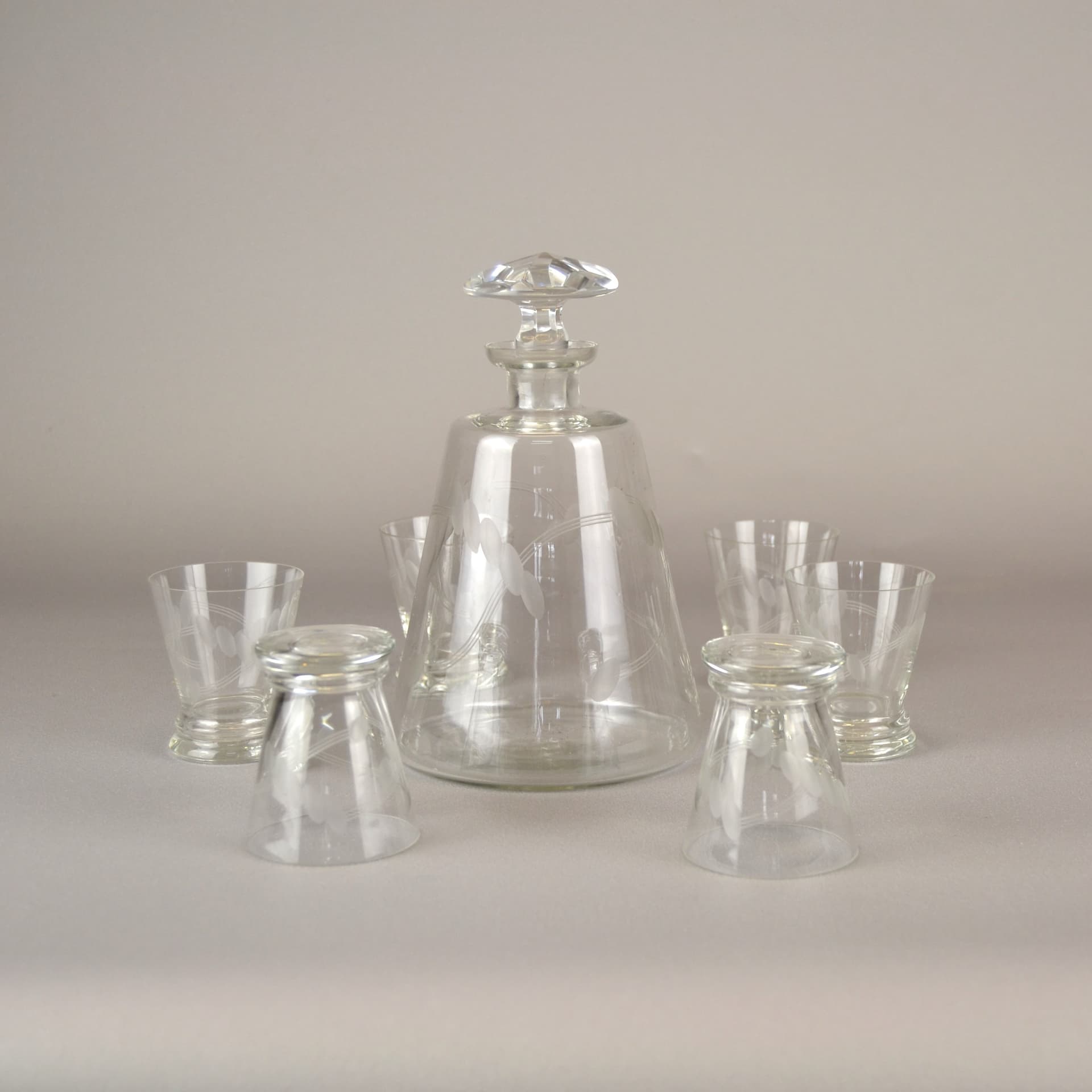 Zestaw karafka ze szklankami, Art déco, szkło transparentne, lata 30. - 558