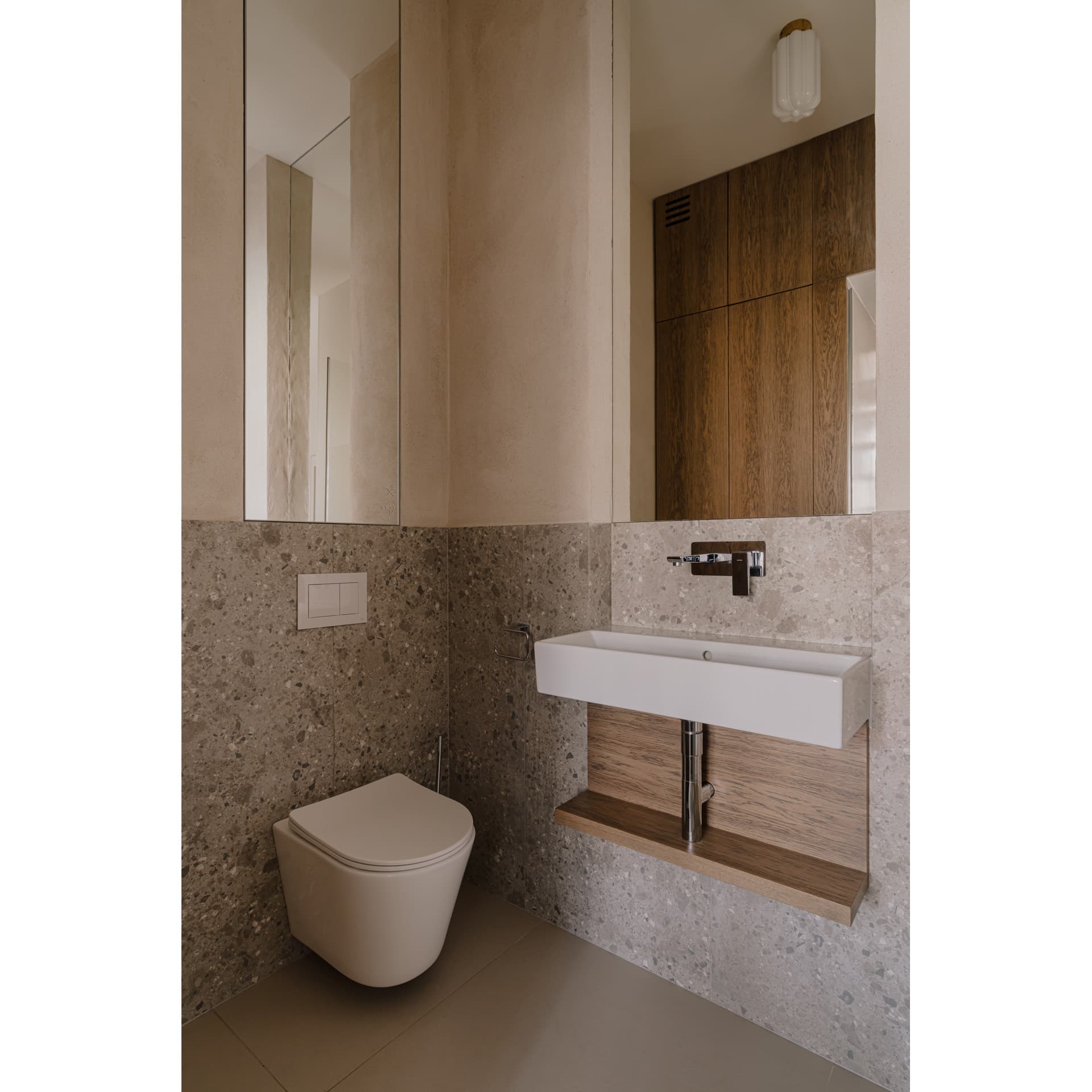 Plafon Deco szkło opalowe, mosiądz, Embassy Interiors - 76242