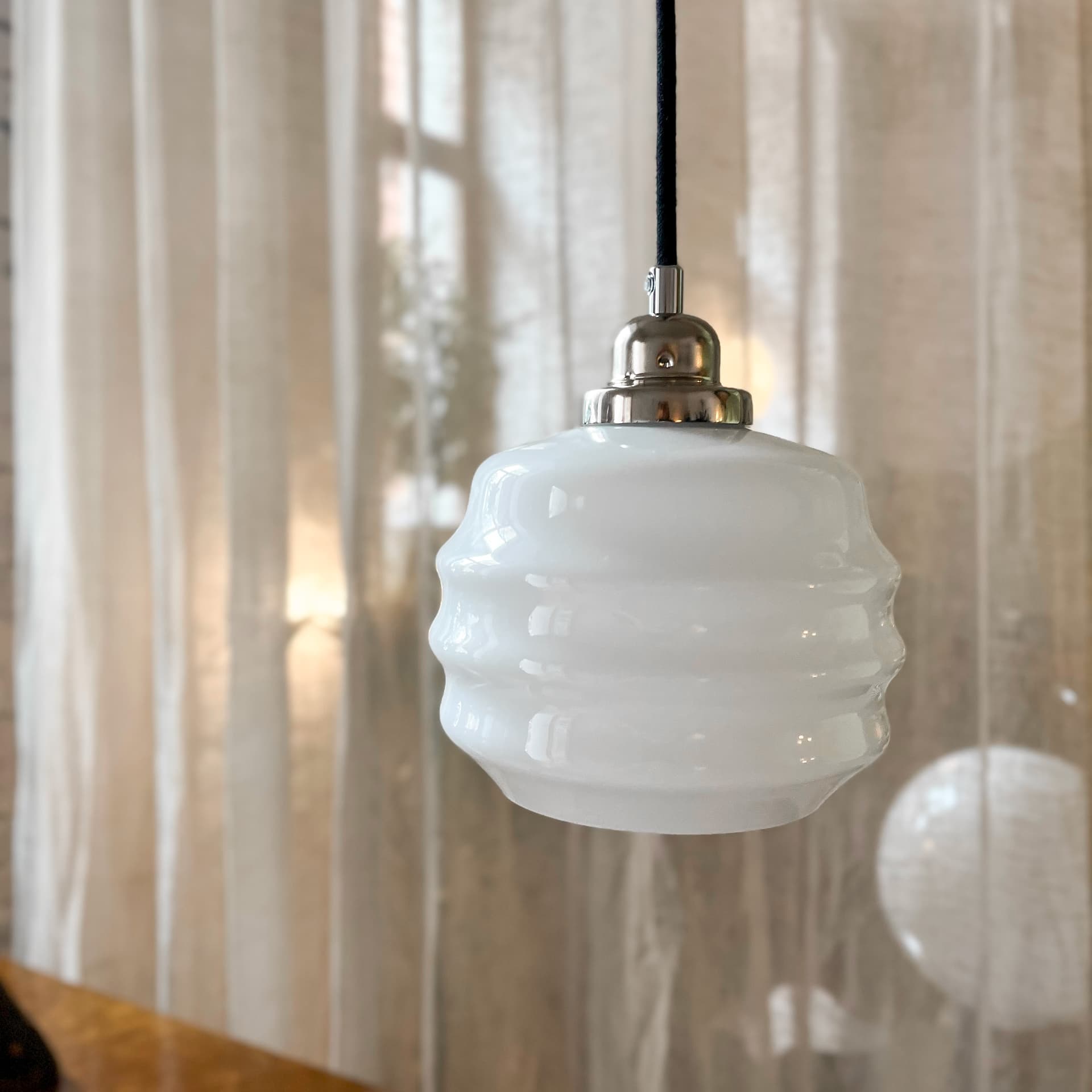 Lampa wisząca Mały Ul szkło, nikiel, Embassy Interiors - 76064