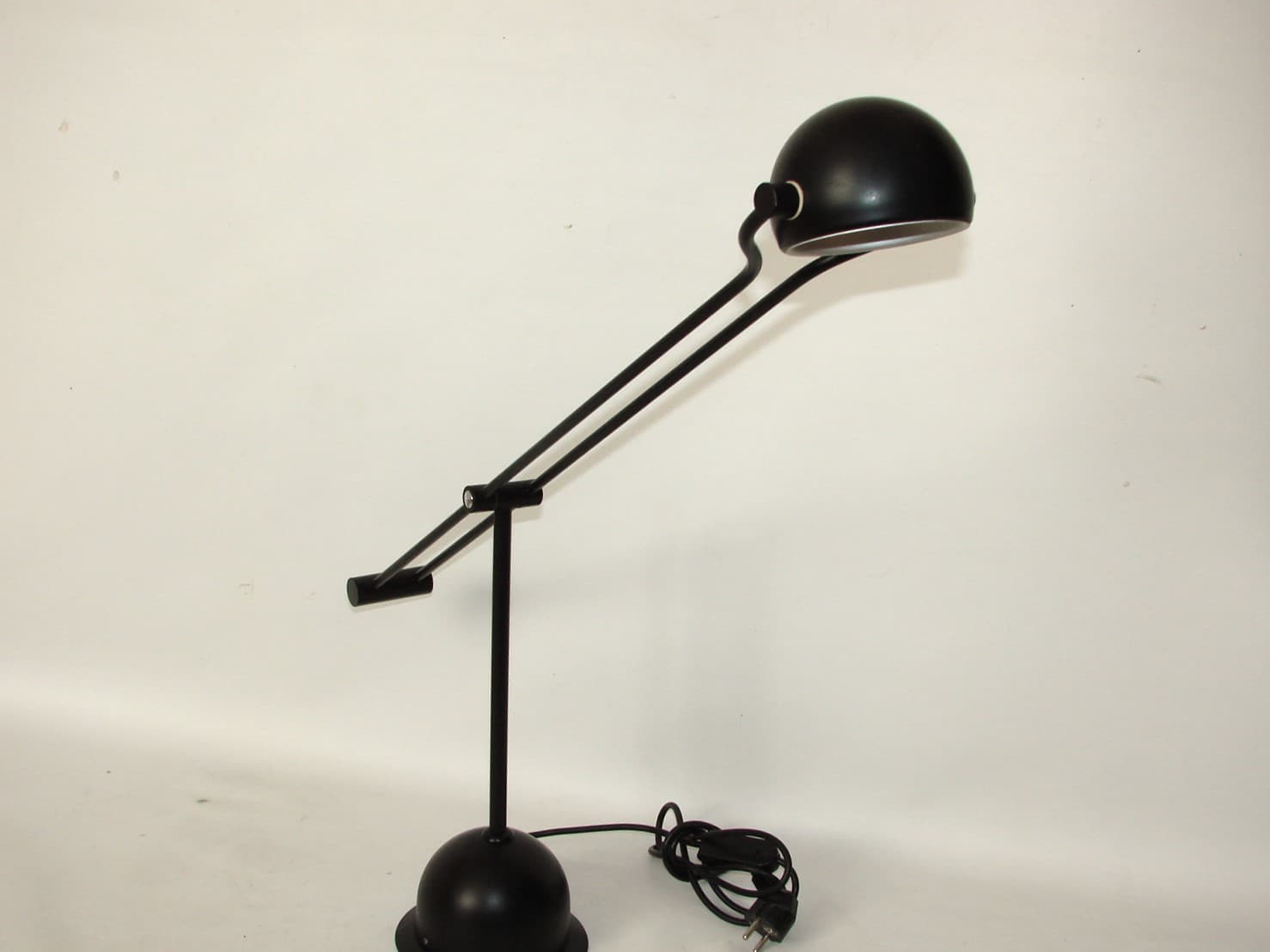 Lampa biurkowa, czarny, metal, Niemcy, lata 90. - 77284