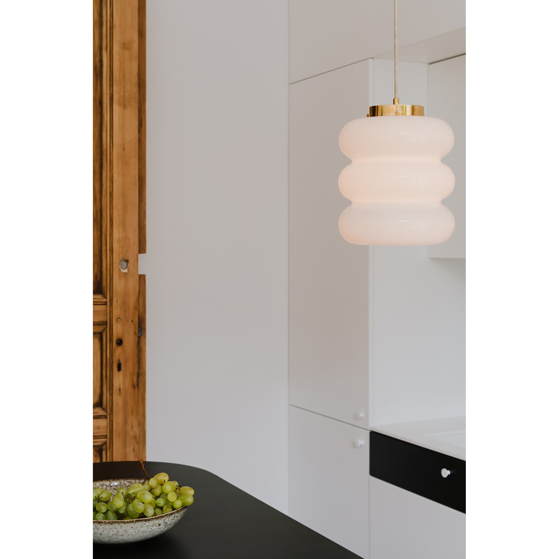 Lampa wisząca Bibe szkło, mosiądz, Embassy Interiors - 77333