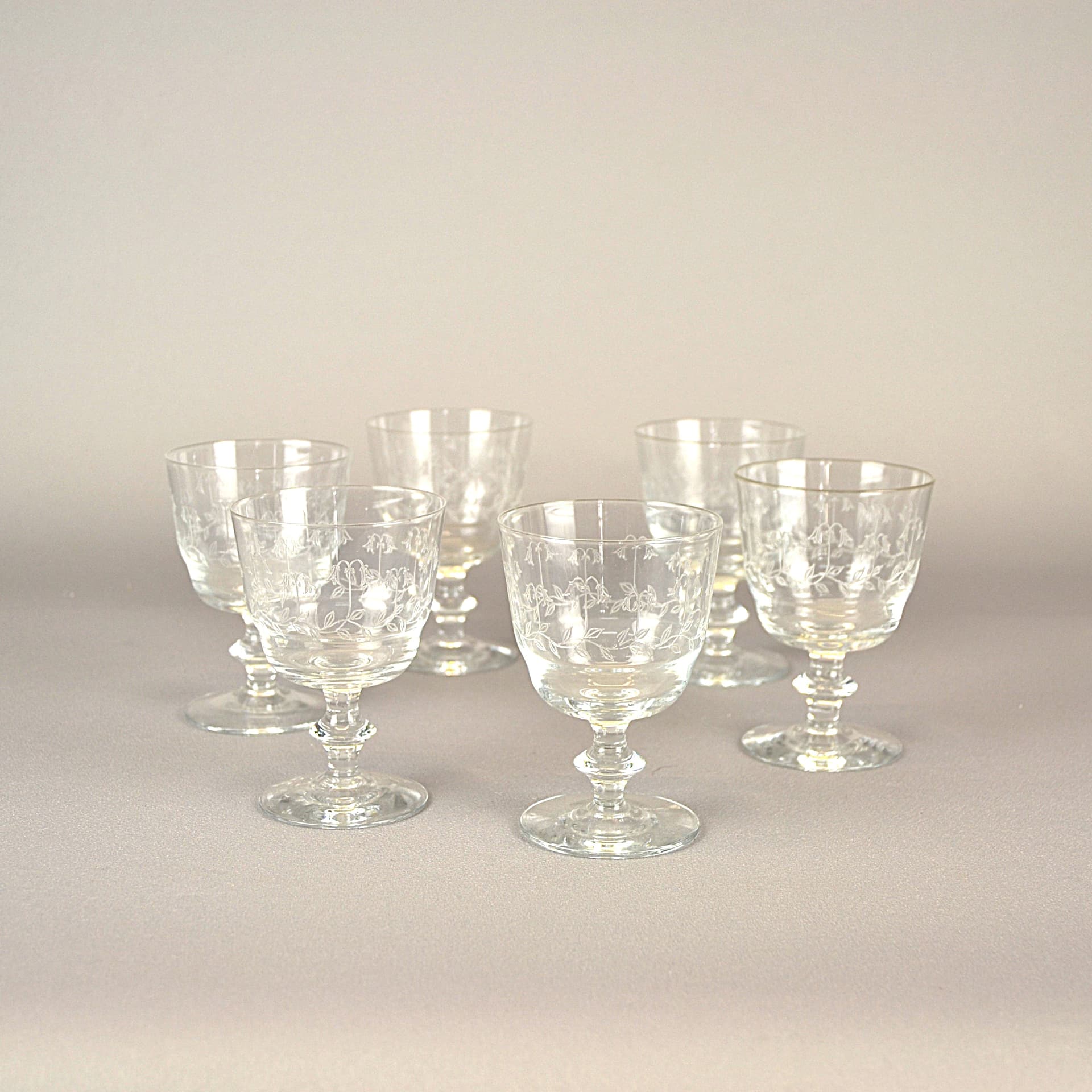 Zestaw sześciu kieliszków, przejrzysty kryształ, Francja, początek XX w. - 566