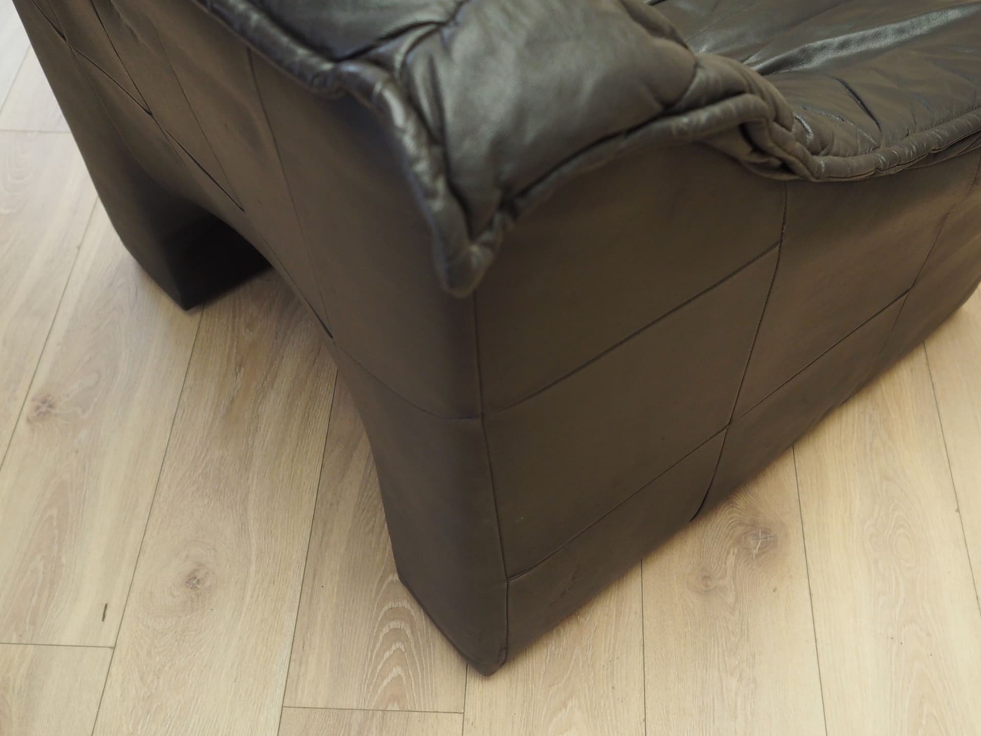 Armchair, dark brown natural leather, Italy, 1960s. - 78749