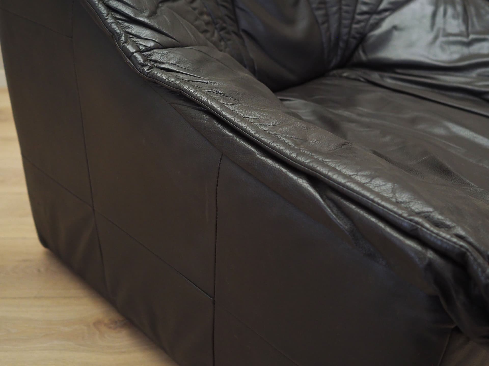 Armchair, dark brown natural leather, Italy, 1960s. - 78782