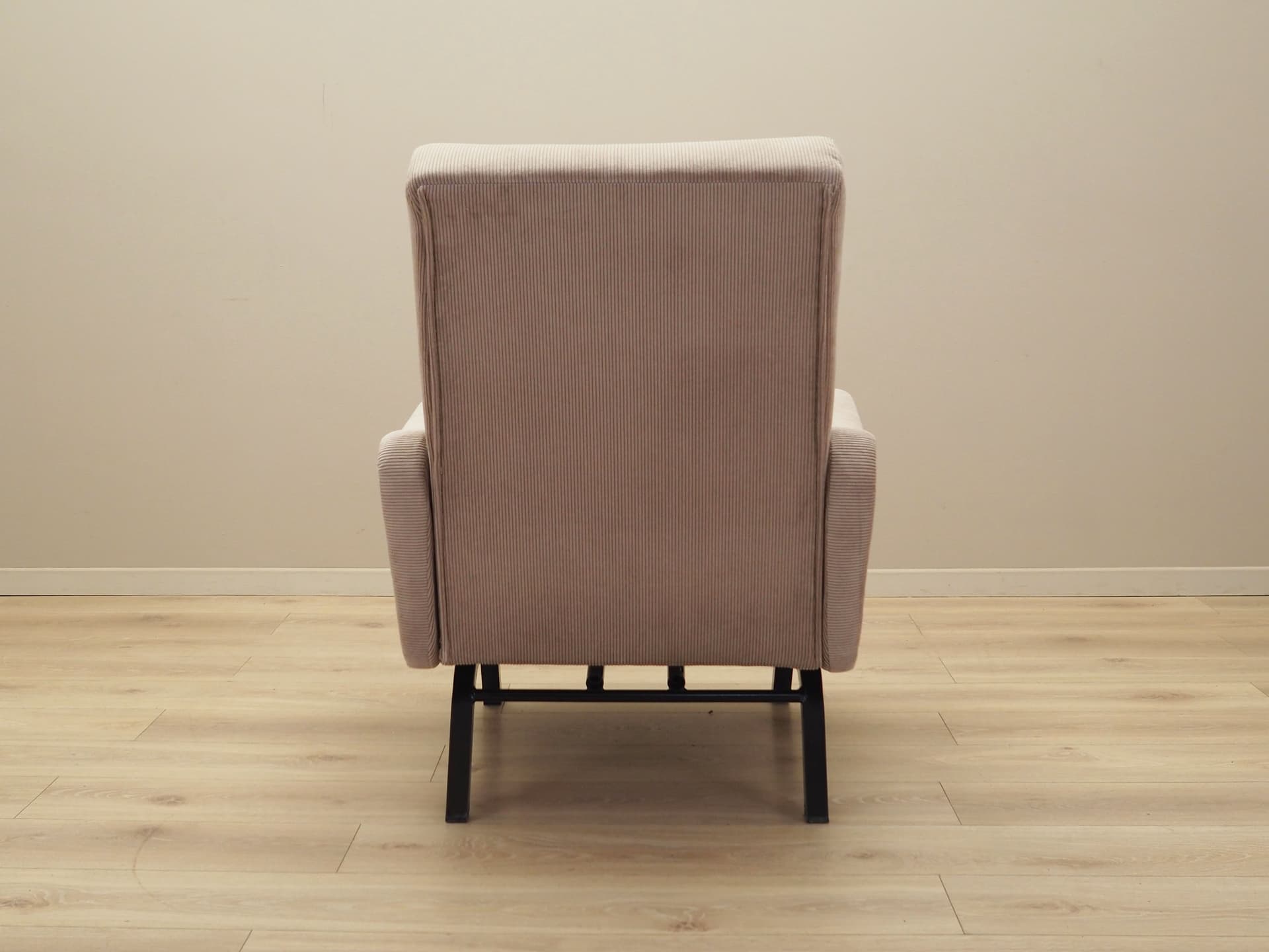 Fotel regulowany, sztruks beżowy, metal czarny, Włochy, lata 70. - 78818