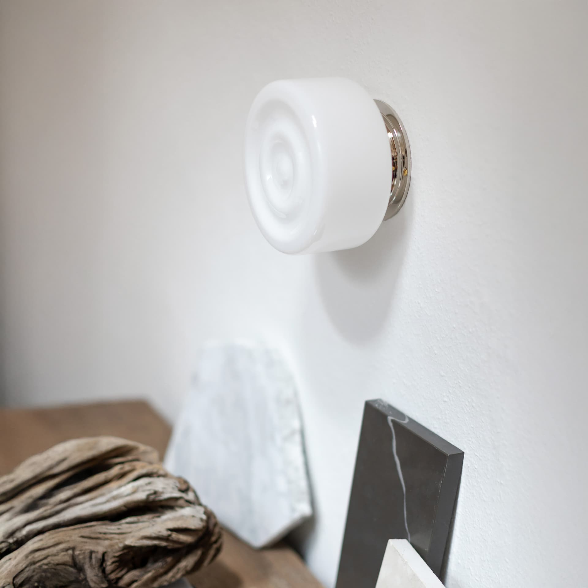 Kinkiet Atlantic szło opalowe, nikiel, Embassy Interiors - 83627