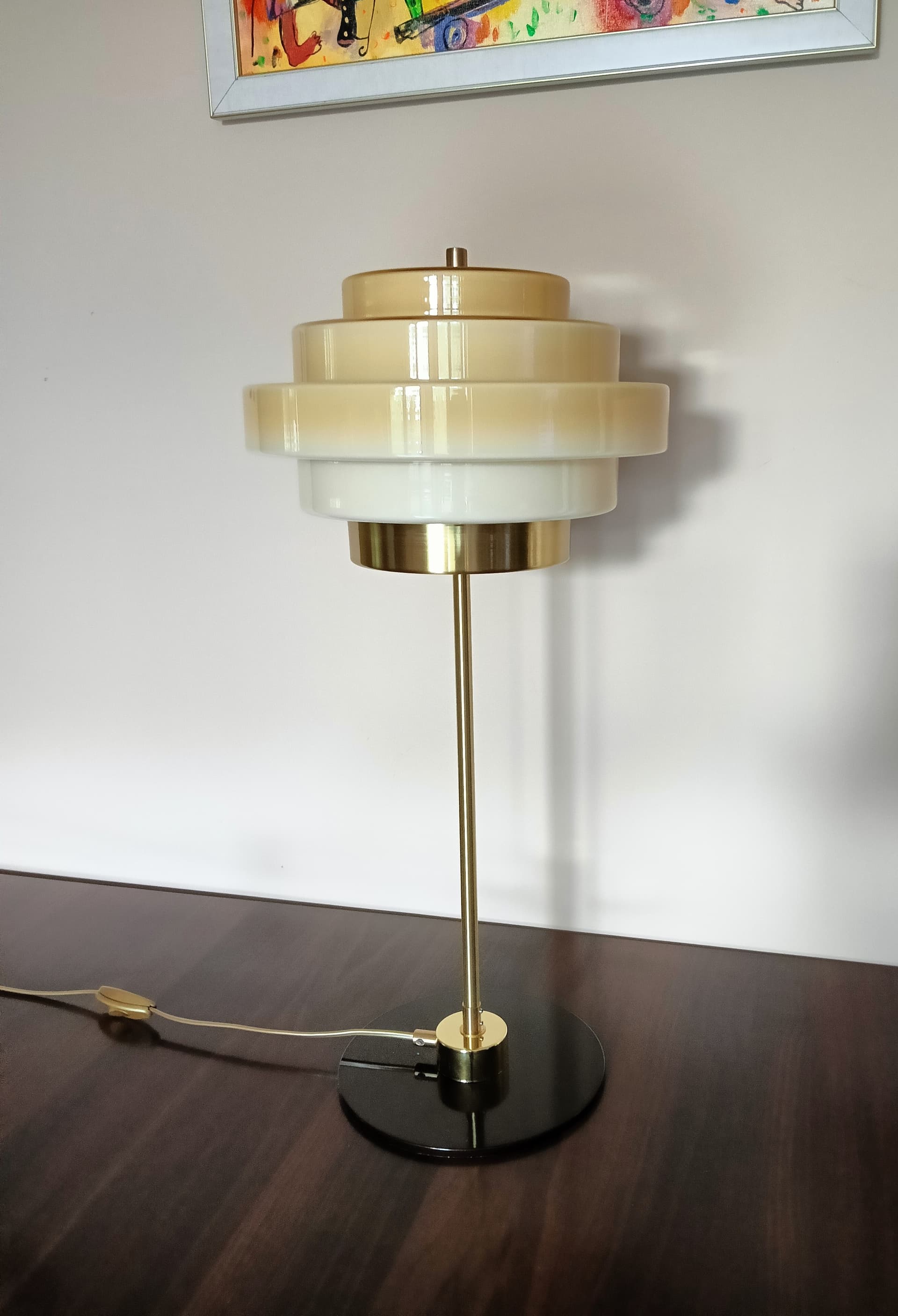 Lampa biurkowa, szkło beżowe, mosiądz, Niemcy, lata 70. - 80428