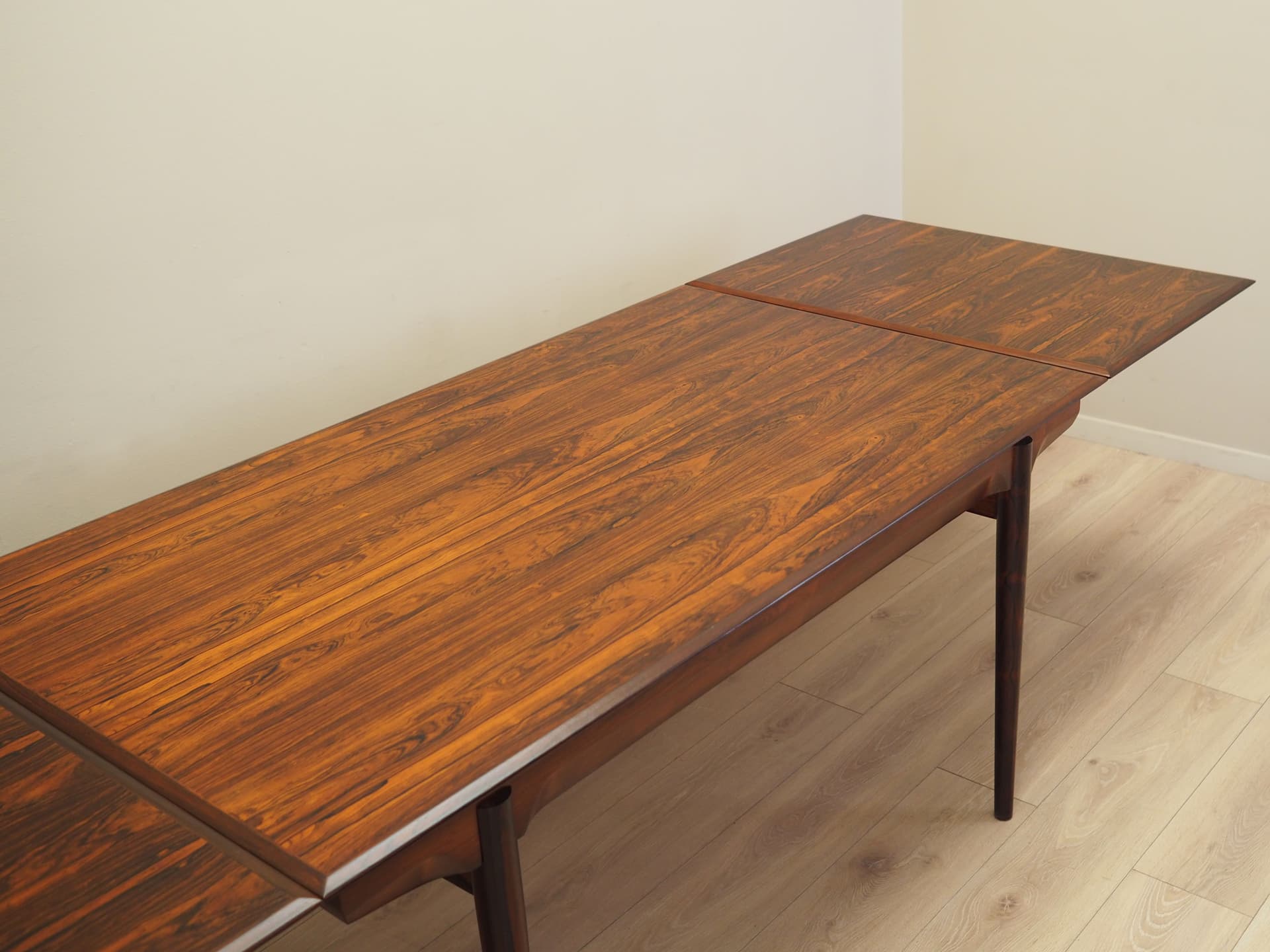 Dining table, dark brown rosewood, Denmark, 1970s. - 80499