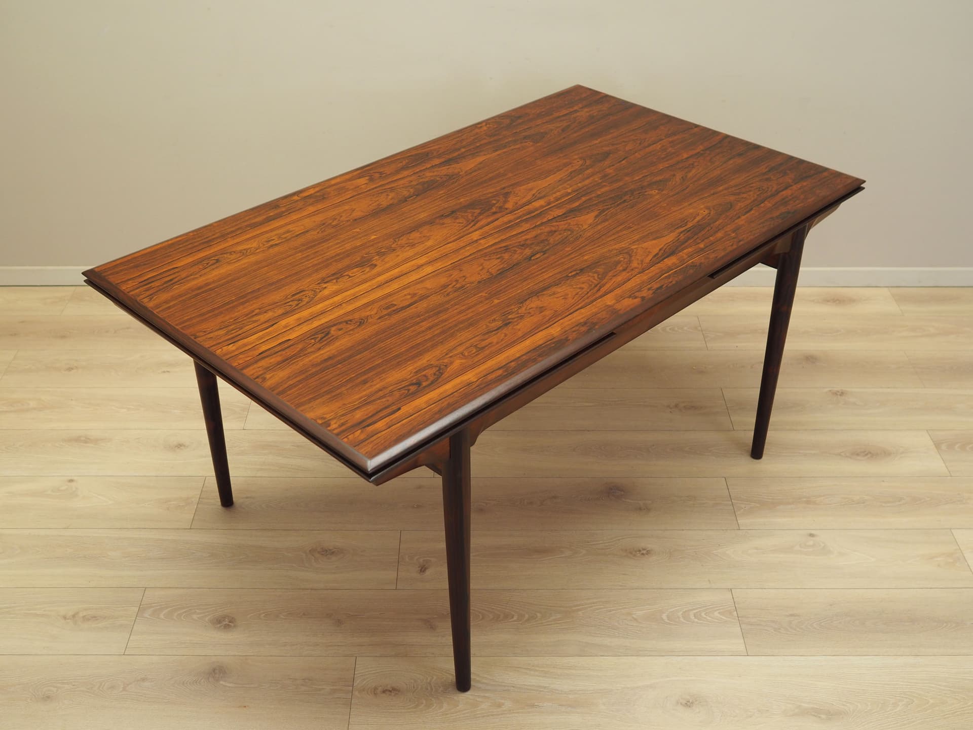 Dining table, dark brown rosewood, Denmark, 1970s. - 80494
