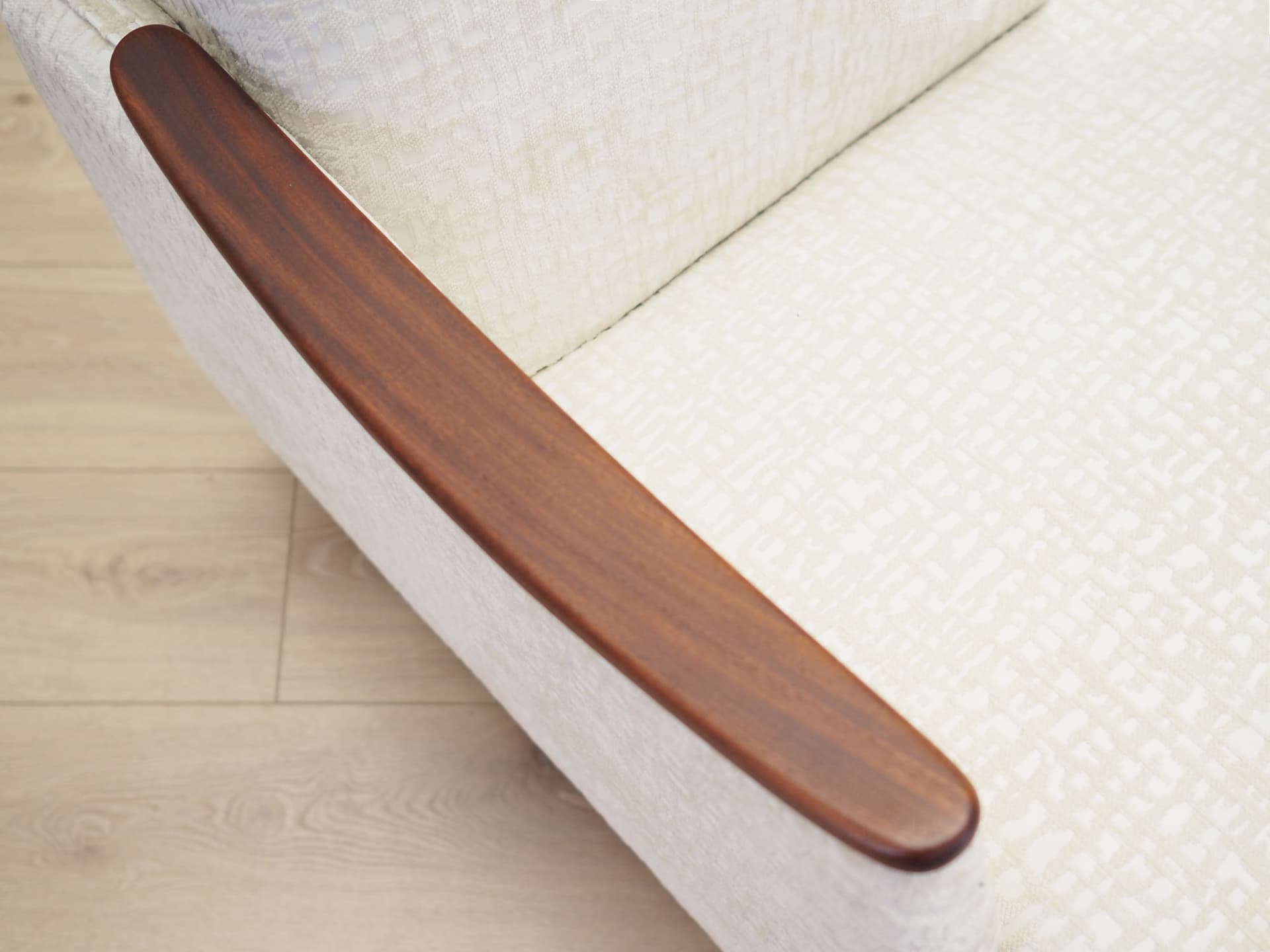 Sofa rozkładana, ivory white, tkanina, drewno teak, Dania, lata 70. - 80836