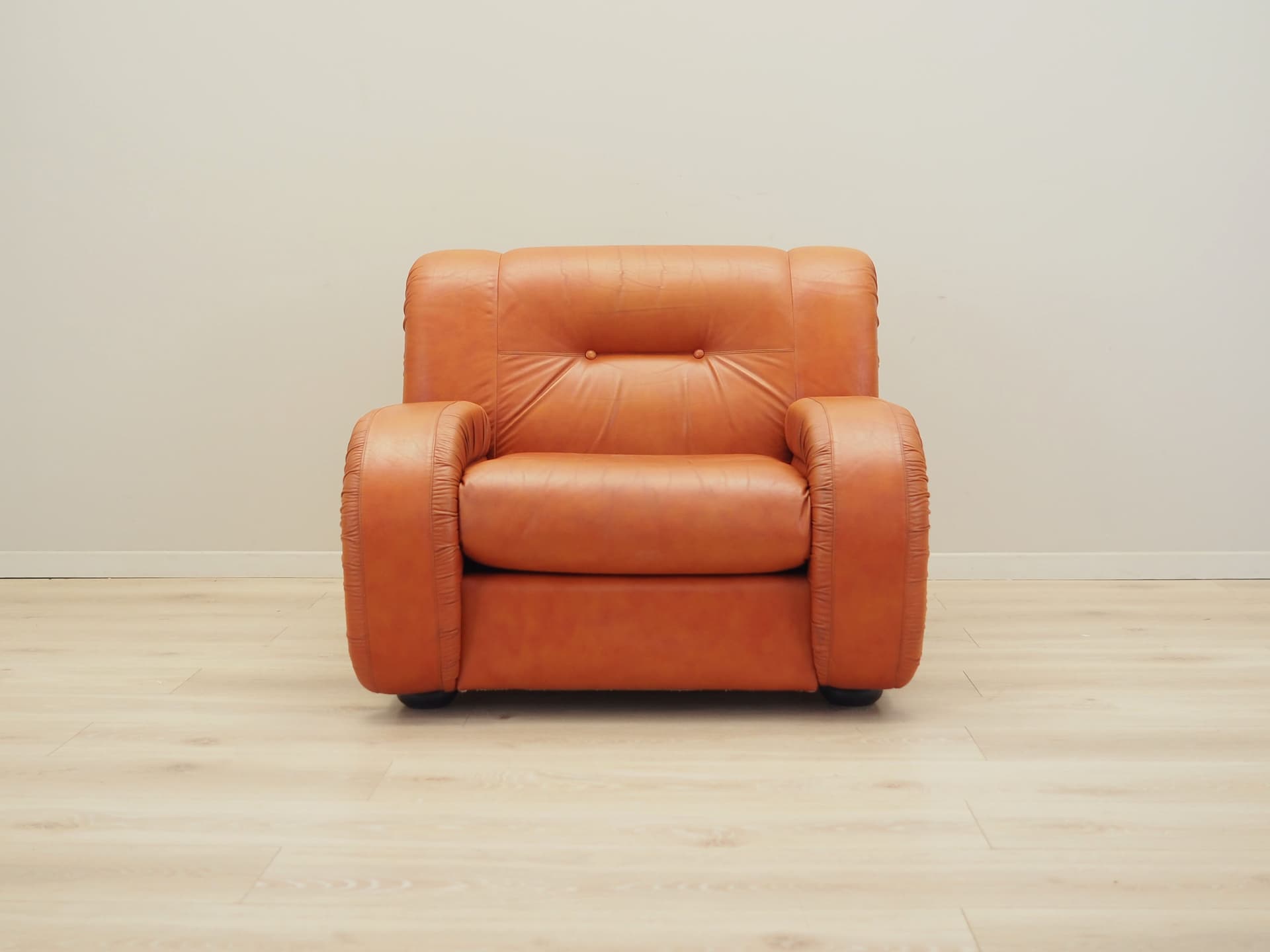 Fotel, pomarańczowy, skóra naturalna, Dania, lata 70. - 81080