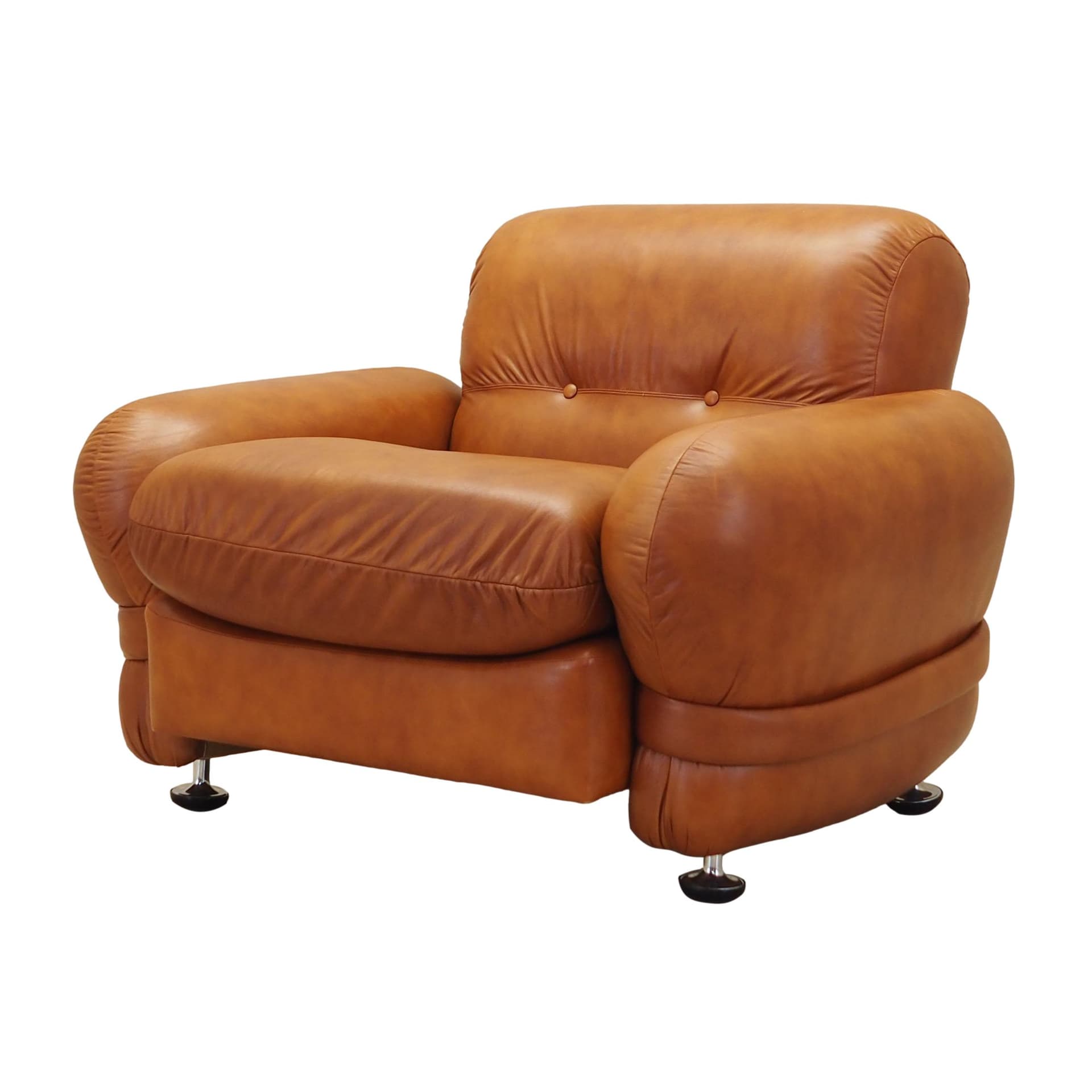 Armchair, light brown natural leather, chromed metal, Italy, 1970s.