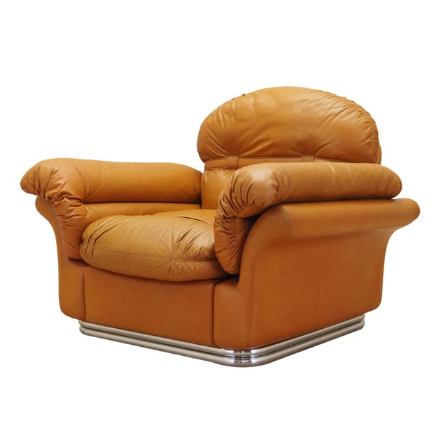 Armchair Space Age, orange natural leather, Italy, 1960s. - DIMENSION