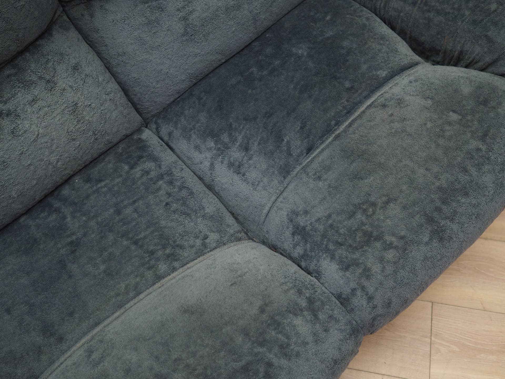 Sofa, granatowy velvet, Włochy, lata 70. - 81610