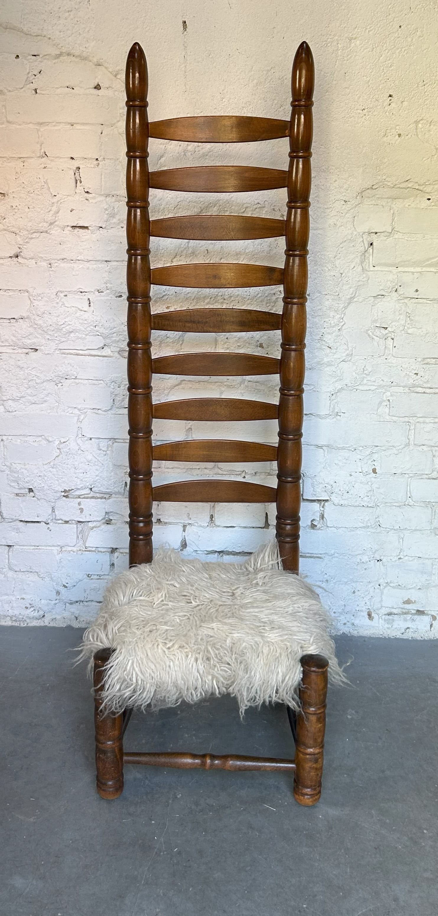 Krzesło z wysokim oparciem, drewno brązowe, lata 60. - 6463