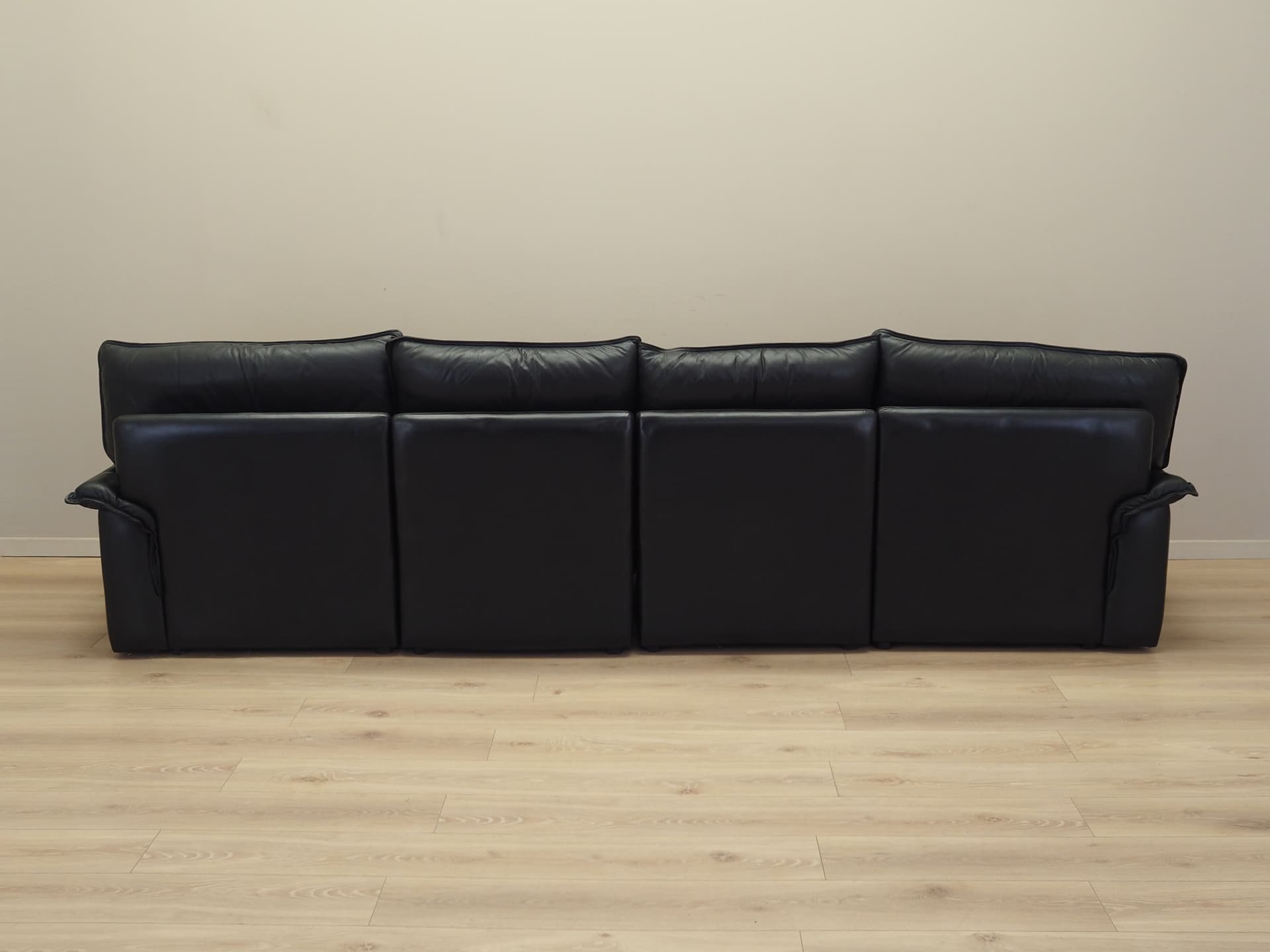 Sofa modułowa, czarna skóra naturalna, Włochy, lata 60. - 82073