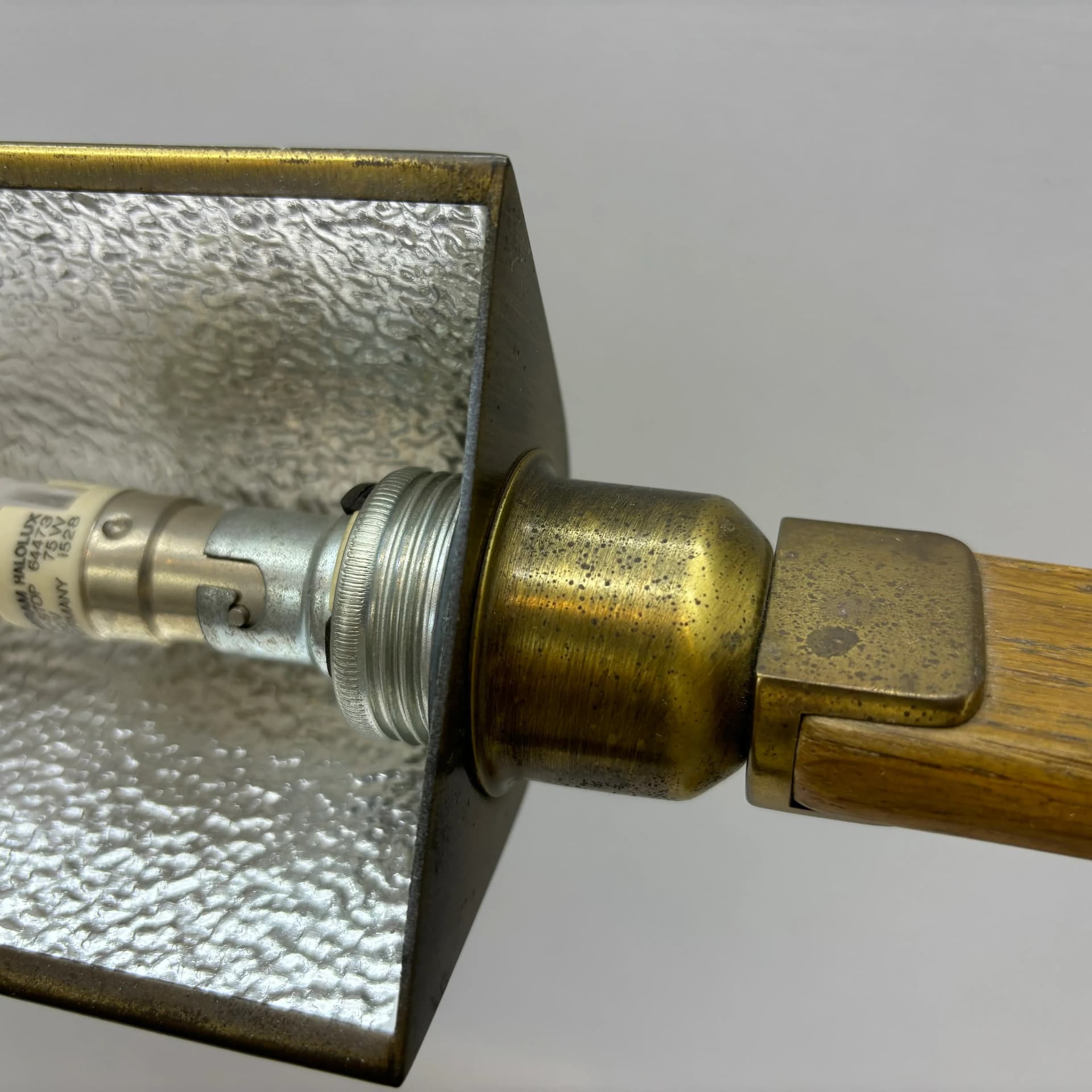 Desk lamp, light brown oak, brass, Germany, 1980s. - 82204