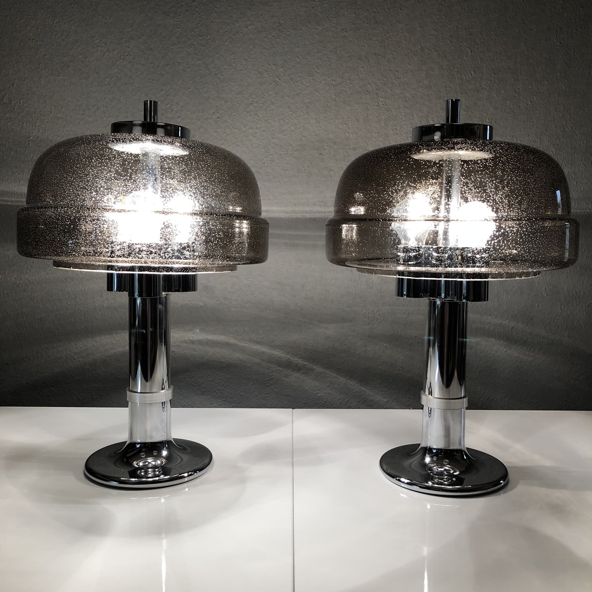 Komplet lamp nocnych, Space Age, szkło dymione, stal chromowana, Graewe, Niemcy, lata 70. - 82286