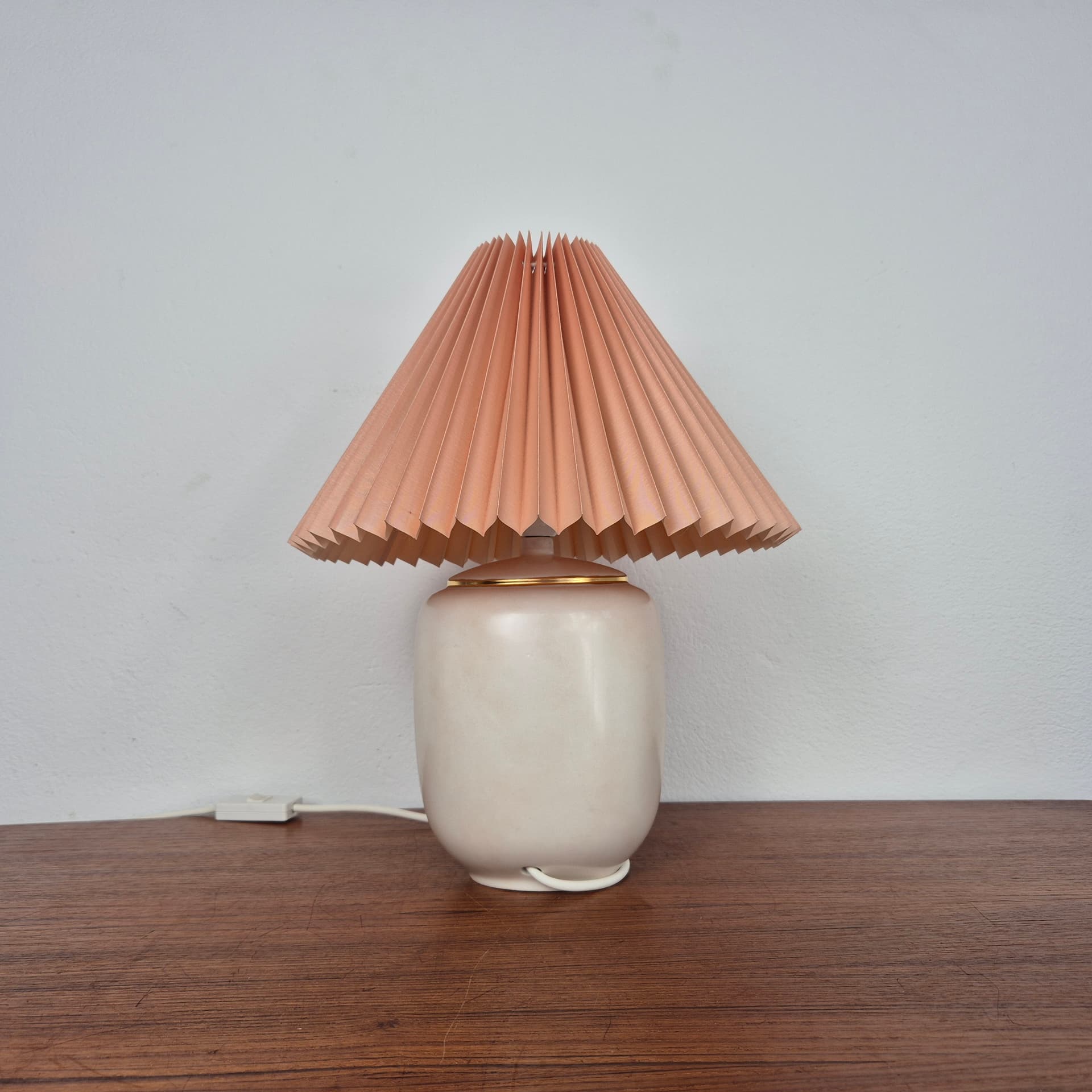 Porcelanowa lampa z plisowanym abażurem firmy Gerold, Niemcy, lata 90 - 82506