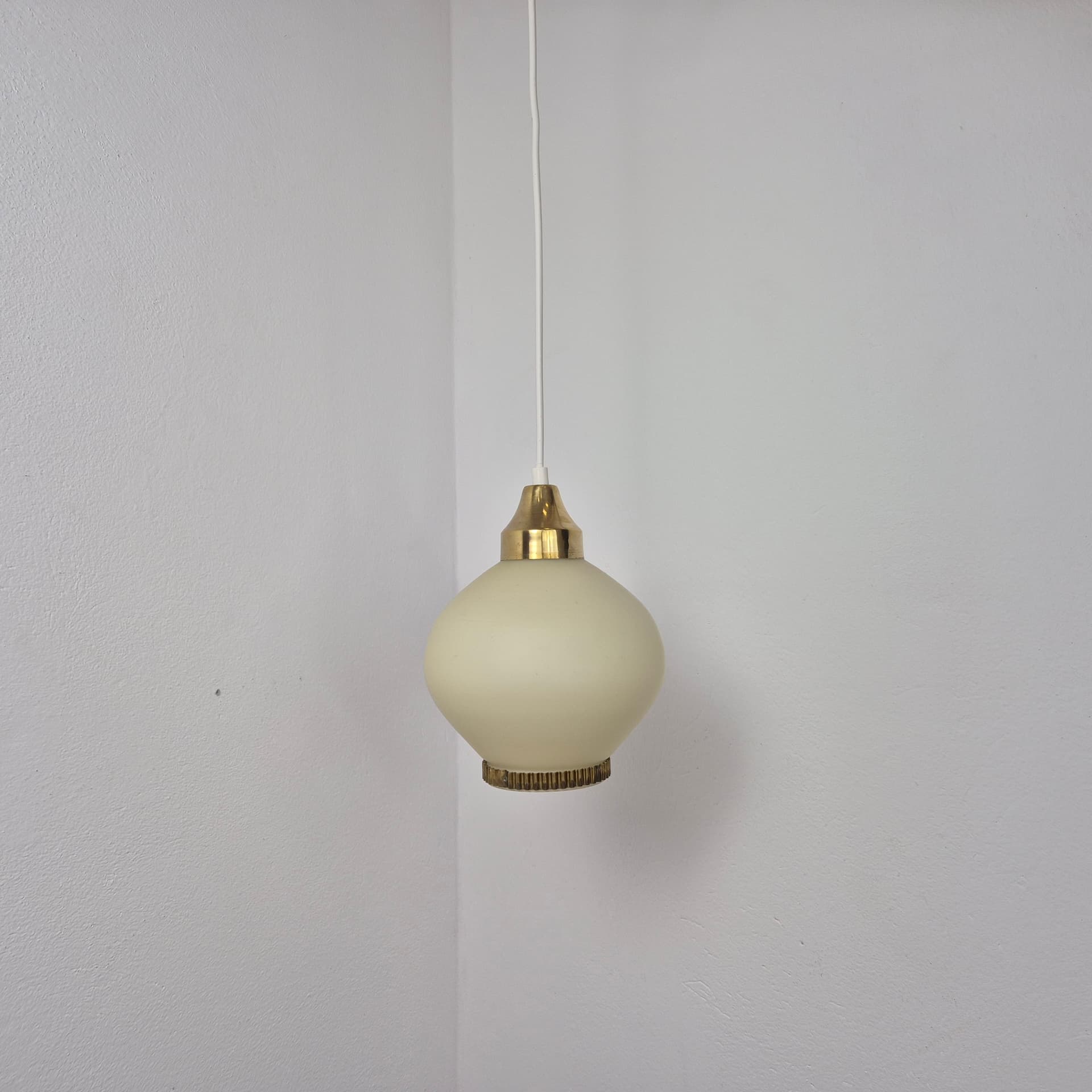 Szklana lampka wisząca, Dania, lata 50 - 82577