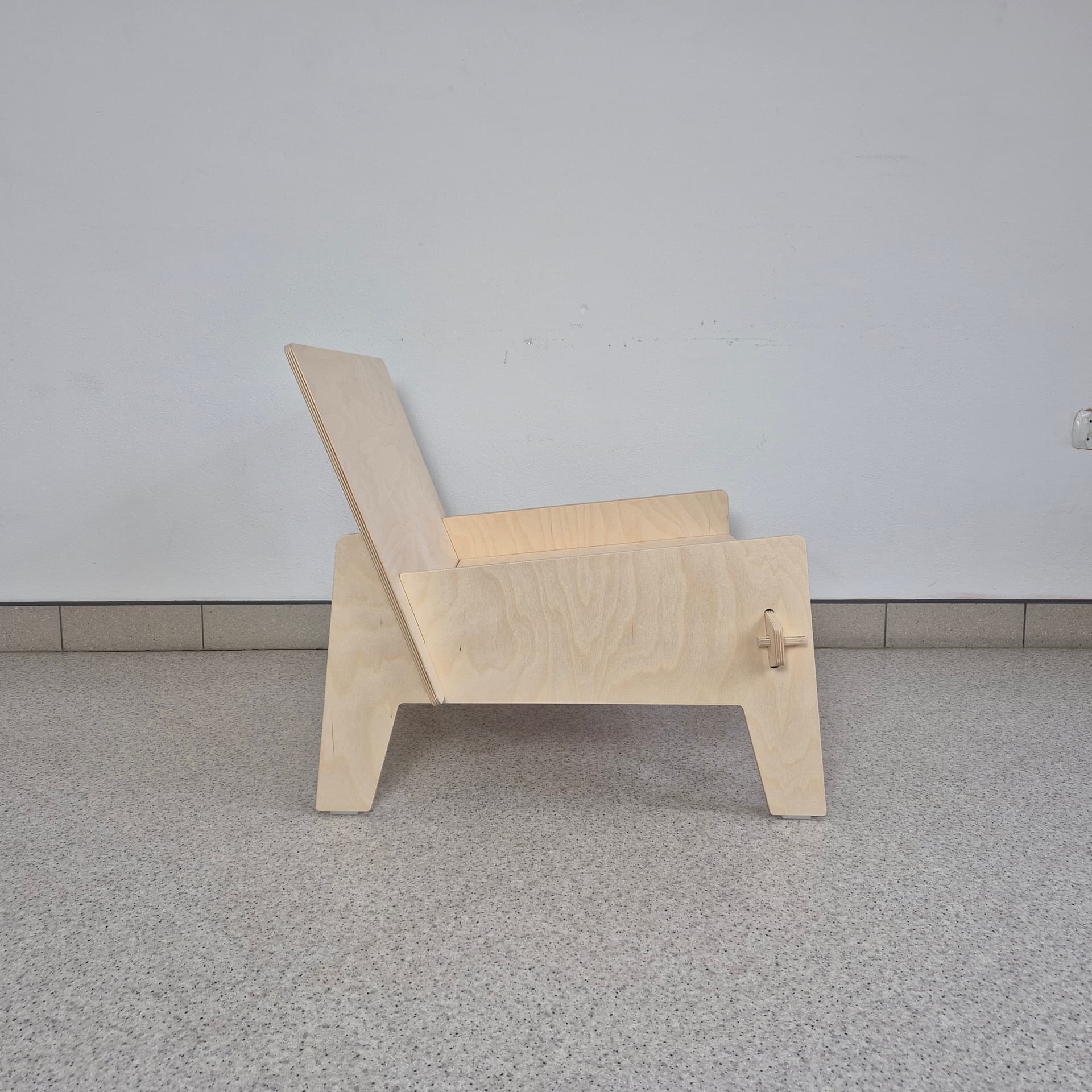 Fotel z serii Överallt proj. I. Diabaté K. i K. Gouriou dla Ikei, 2019 - 82614