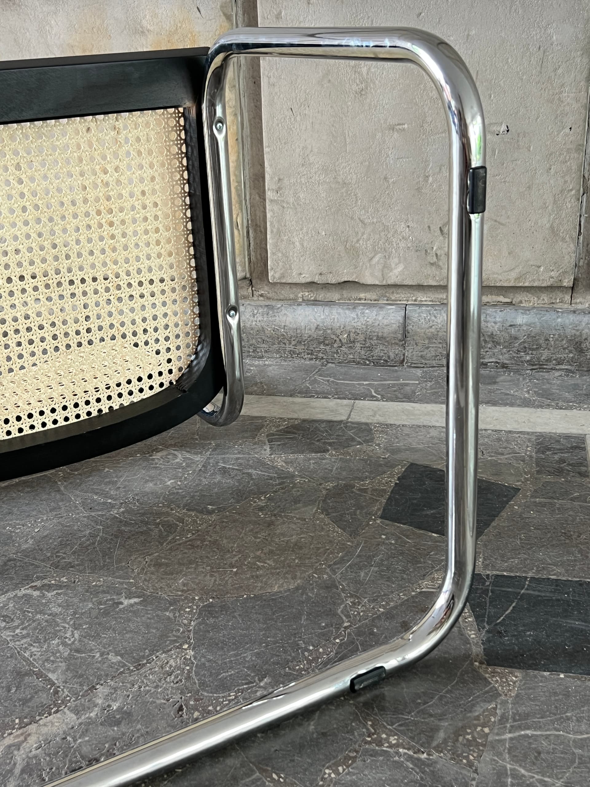 Krzesło z giętej stali wg proj. M.Breuer, Bauhaus, czarne - 124092