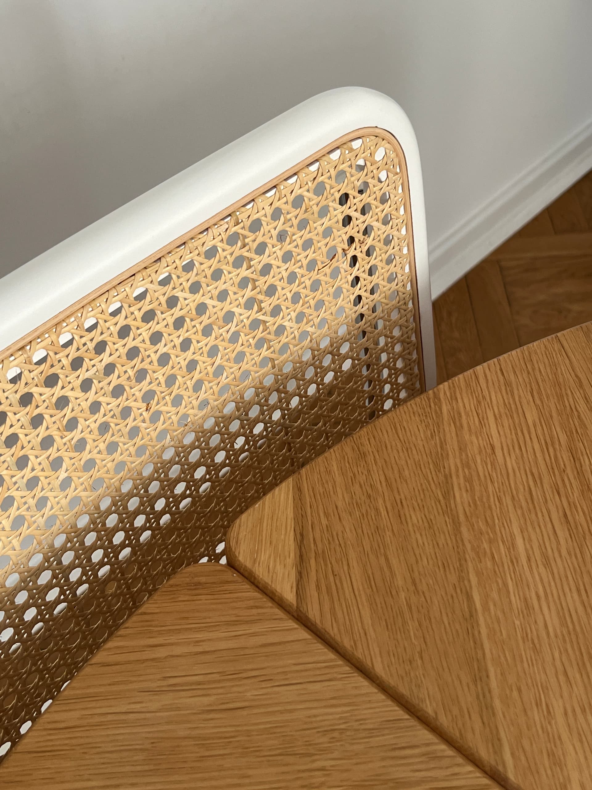 Krzesło z giętej stali wg proj. M.Breuer, Bauhaus, białe - 124041