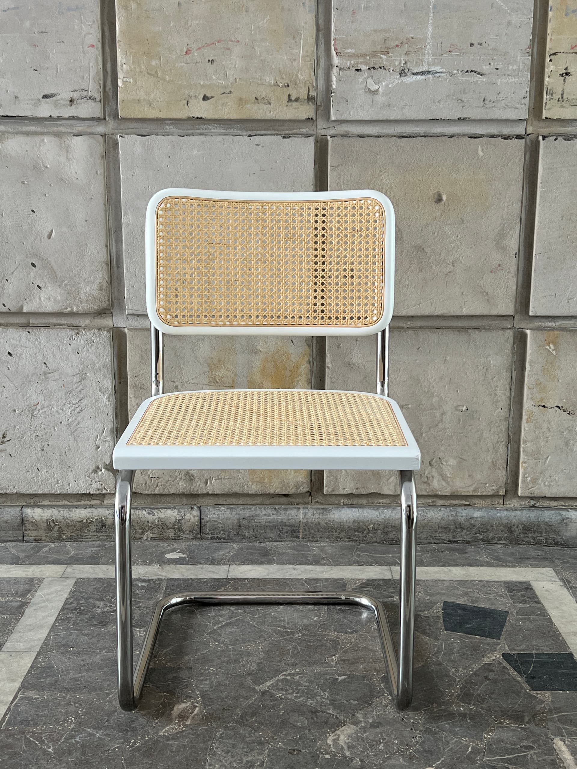 Krzesło z giętej stali wg proj. M.Breuer, Bauhaus, białe - 124033