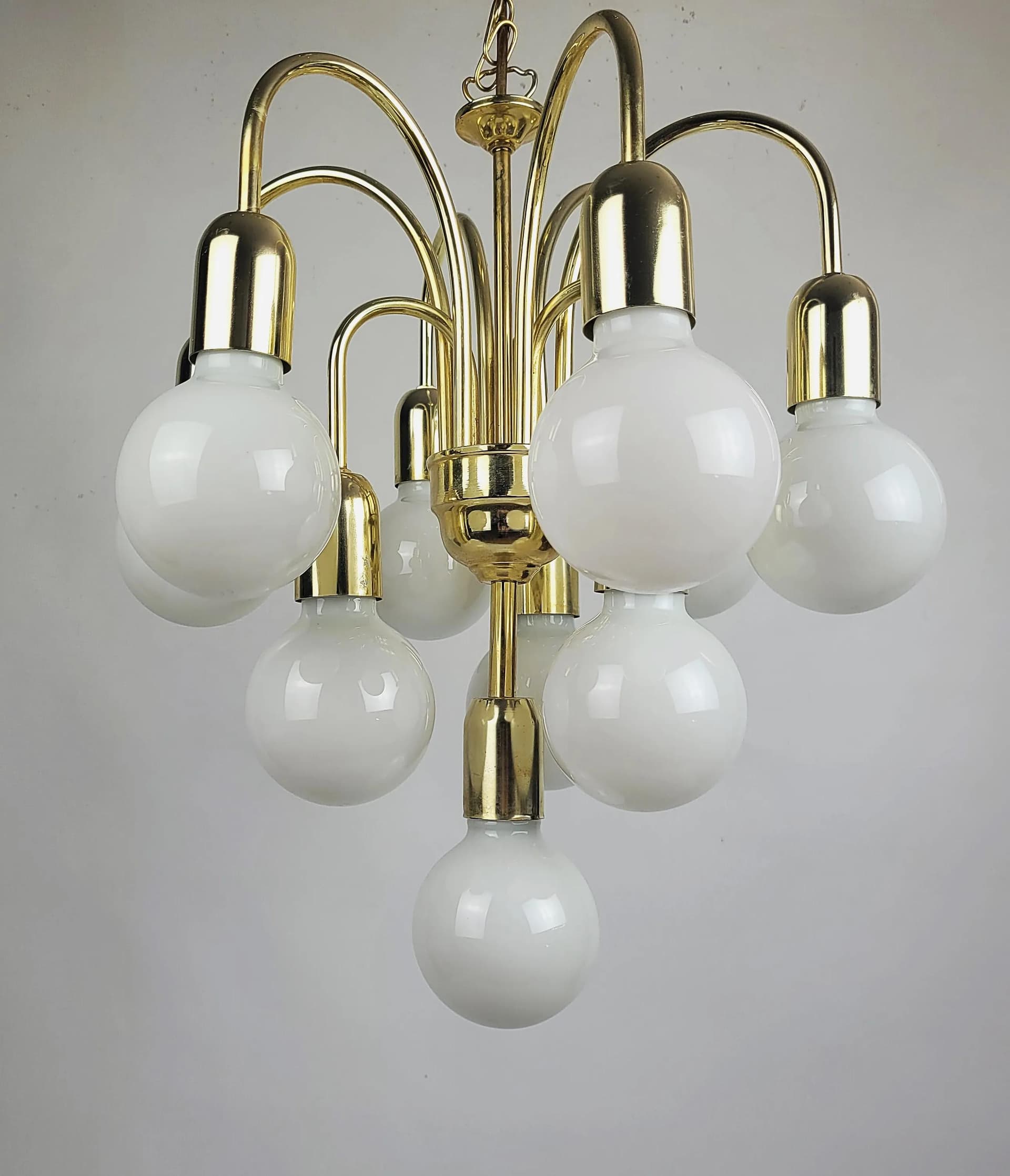 Mosiężny żyrandol z kulami, mid-century modern, Europa, lata 70. - 82989