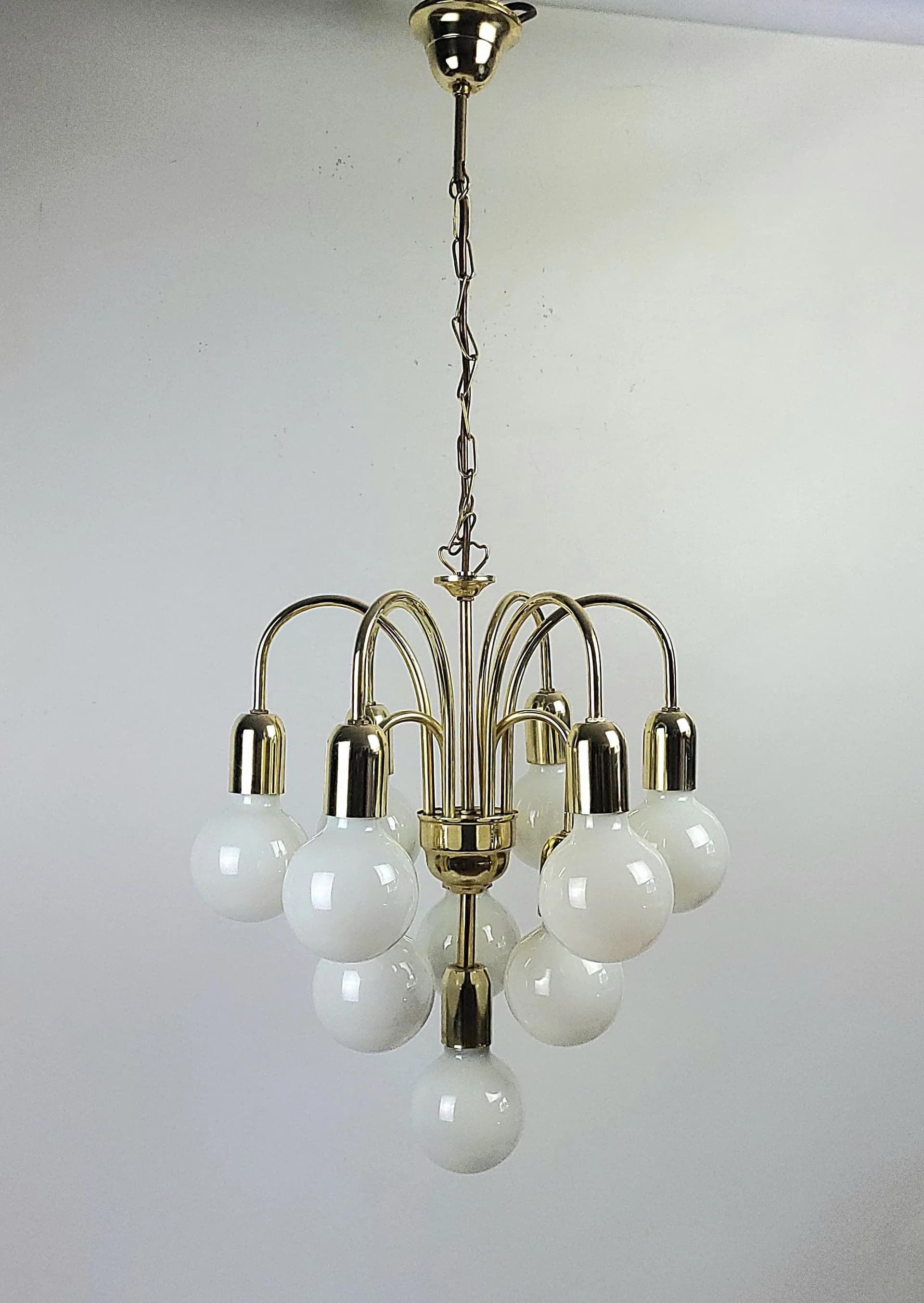 Mosiężny żyrandol z kulami, mid-century modern, Europa, lata 70. - 82995