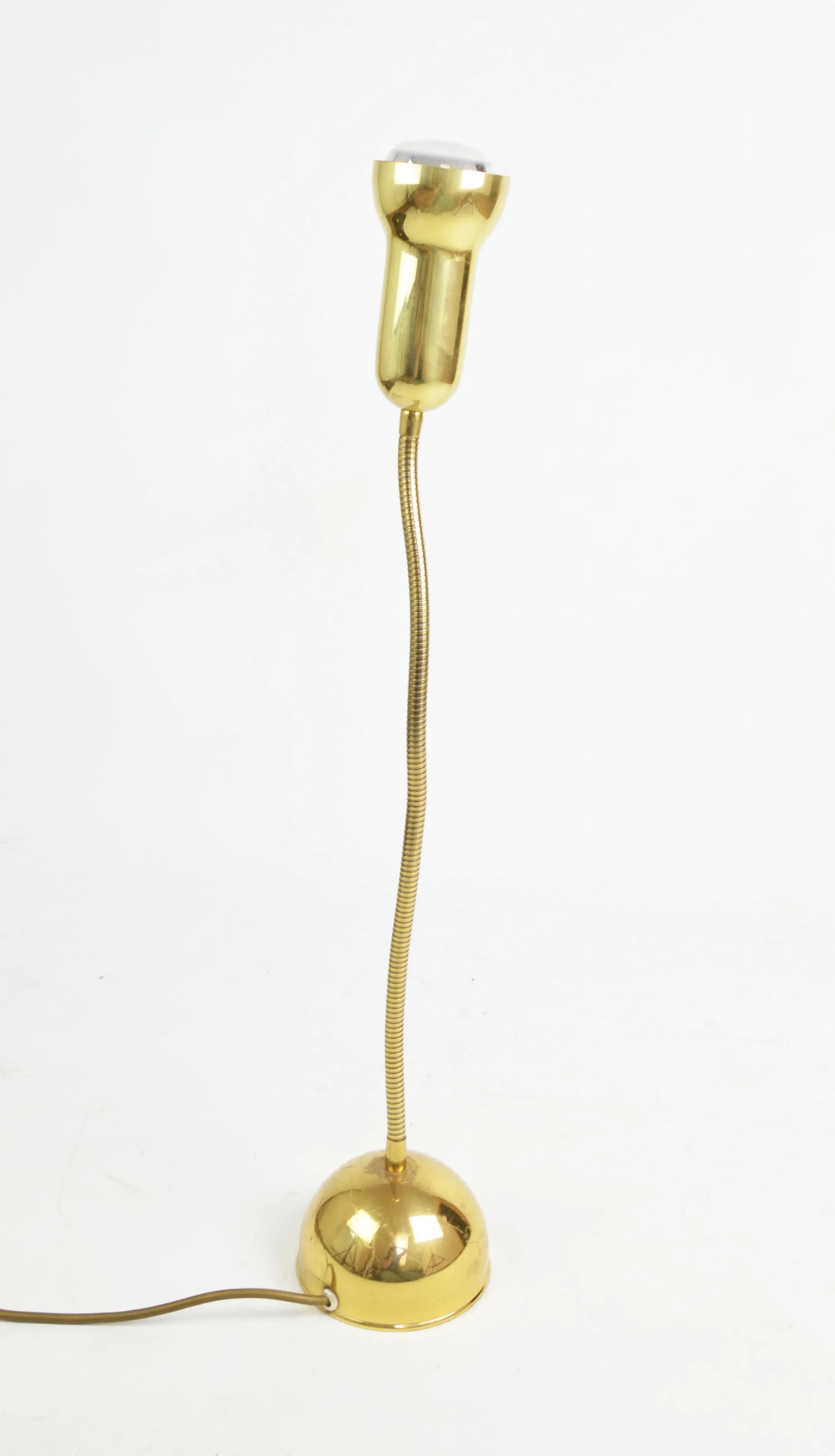 Złota, metalowa lampa biurkowa w stylu modernistycznym, Polska, lata 70. - 82982