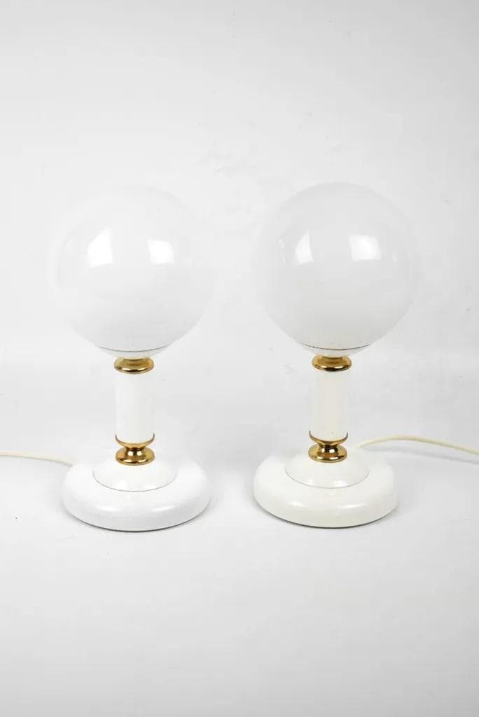 Białe szklane lampki nocne, Polska, lata 70.