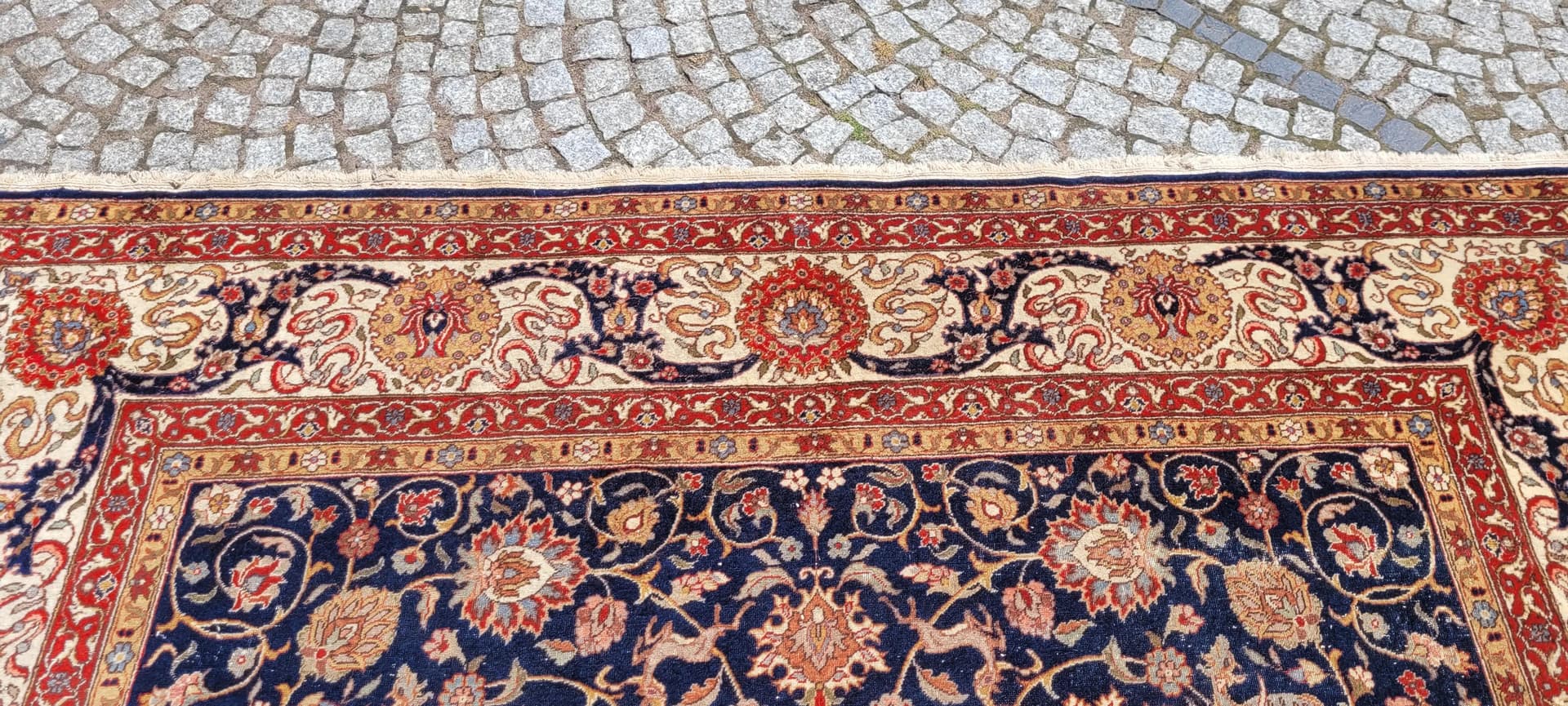 Dywan Isfahan, 250x355 cm, granatowy, wełna, Iran, lata 60. - 89249